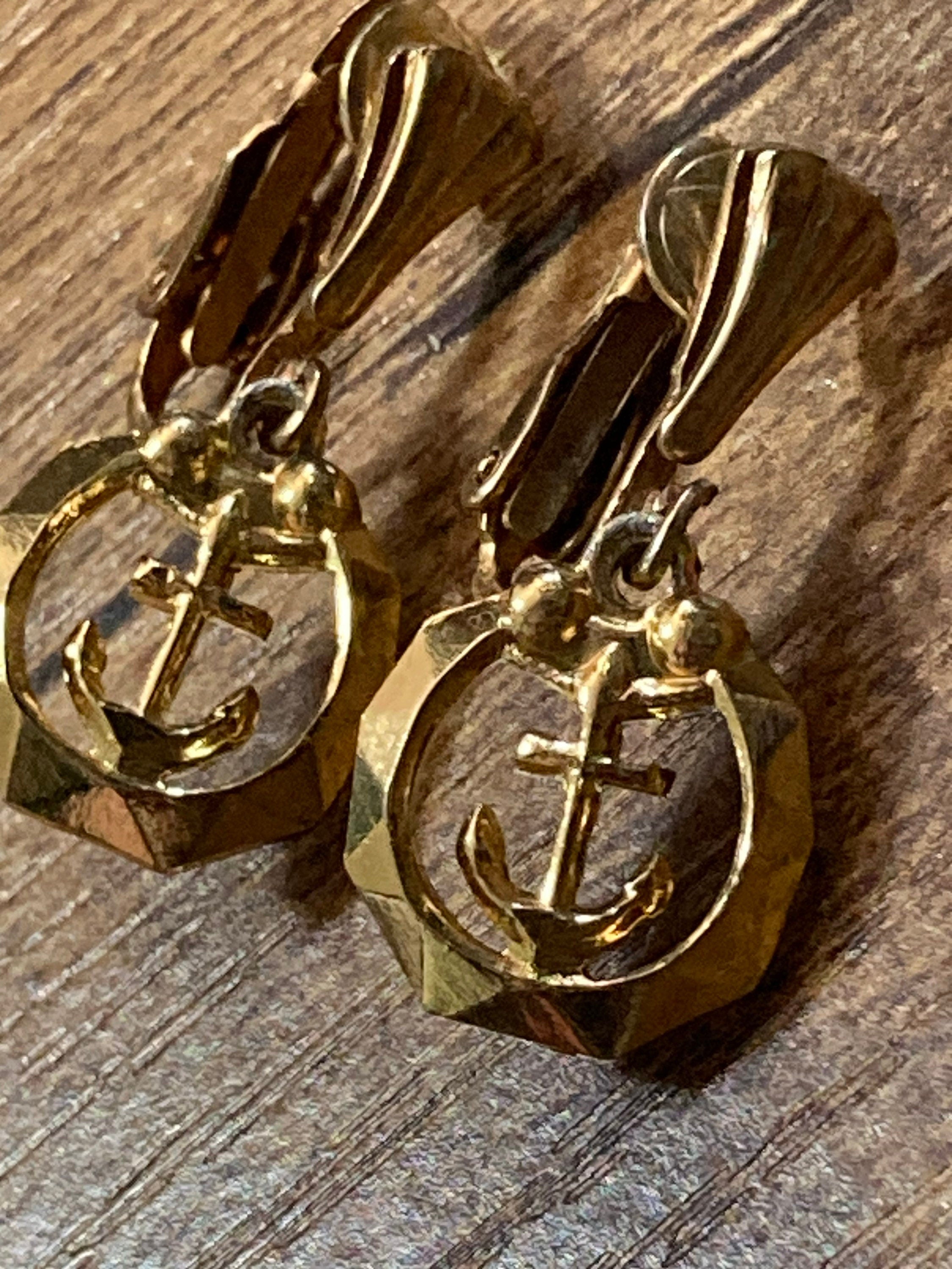 gold tone Nautical anchor dangly drop clip on earrings