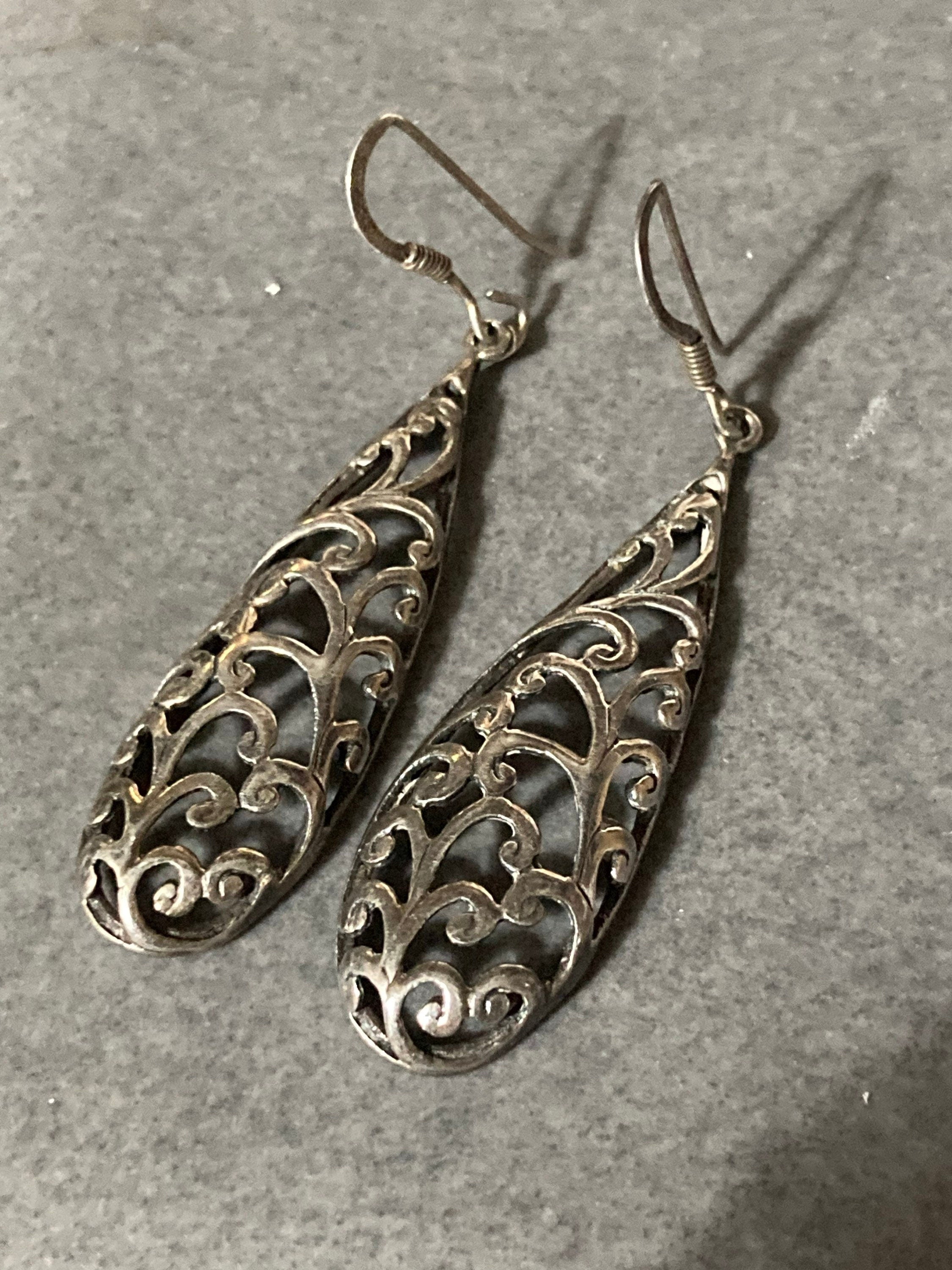 Art Nouveau style Sterling 925 Silver dangly Earrings Pierced cut out work