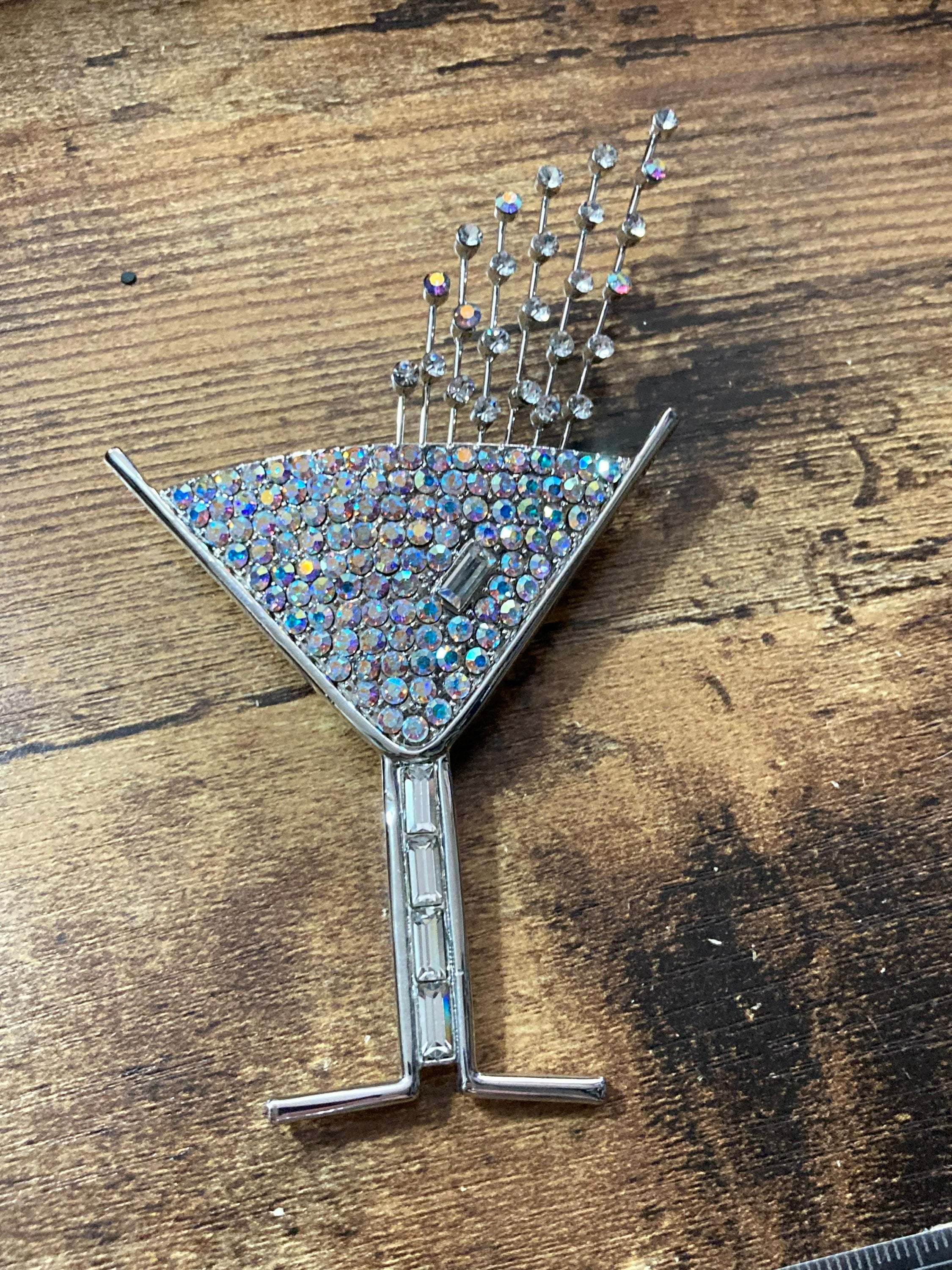 Signed butler and Wilson clear diamanté champagne cocktail glass brooch