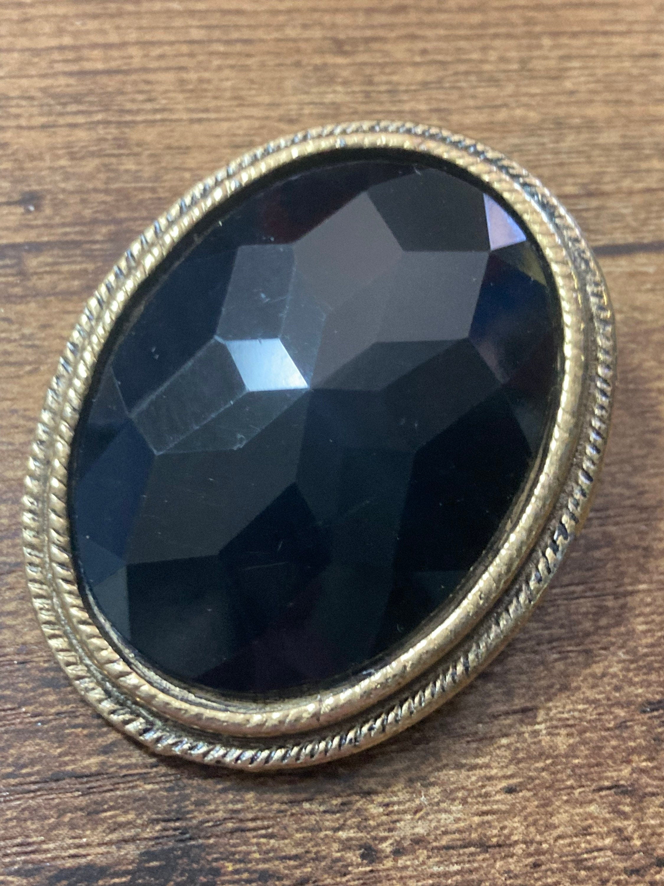 Signed KIDA Vintage black glass diamanté Oval Brooch gold tone