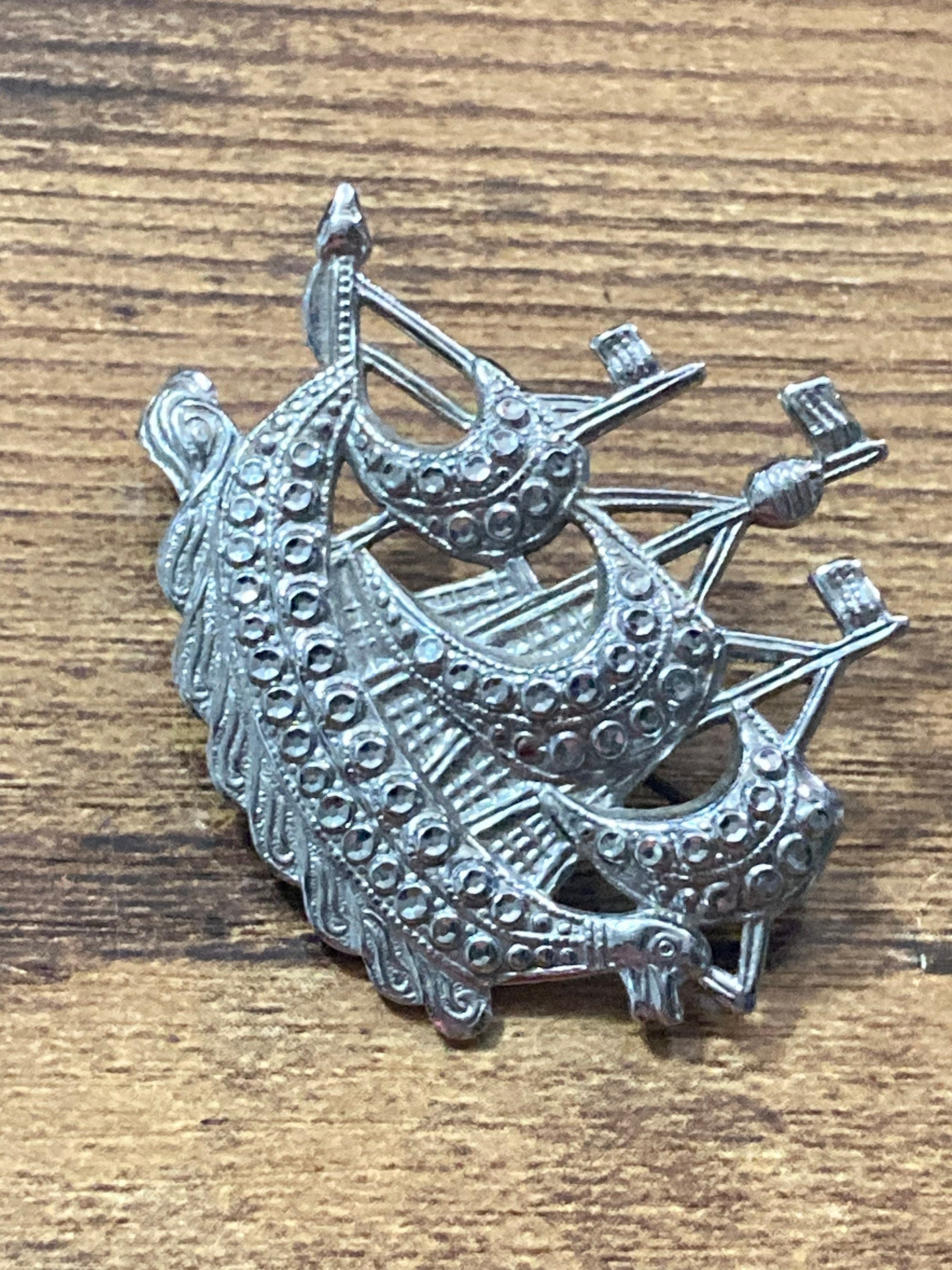 small StayBrite nautical silver tone yacht sailing boat Brooch