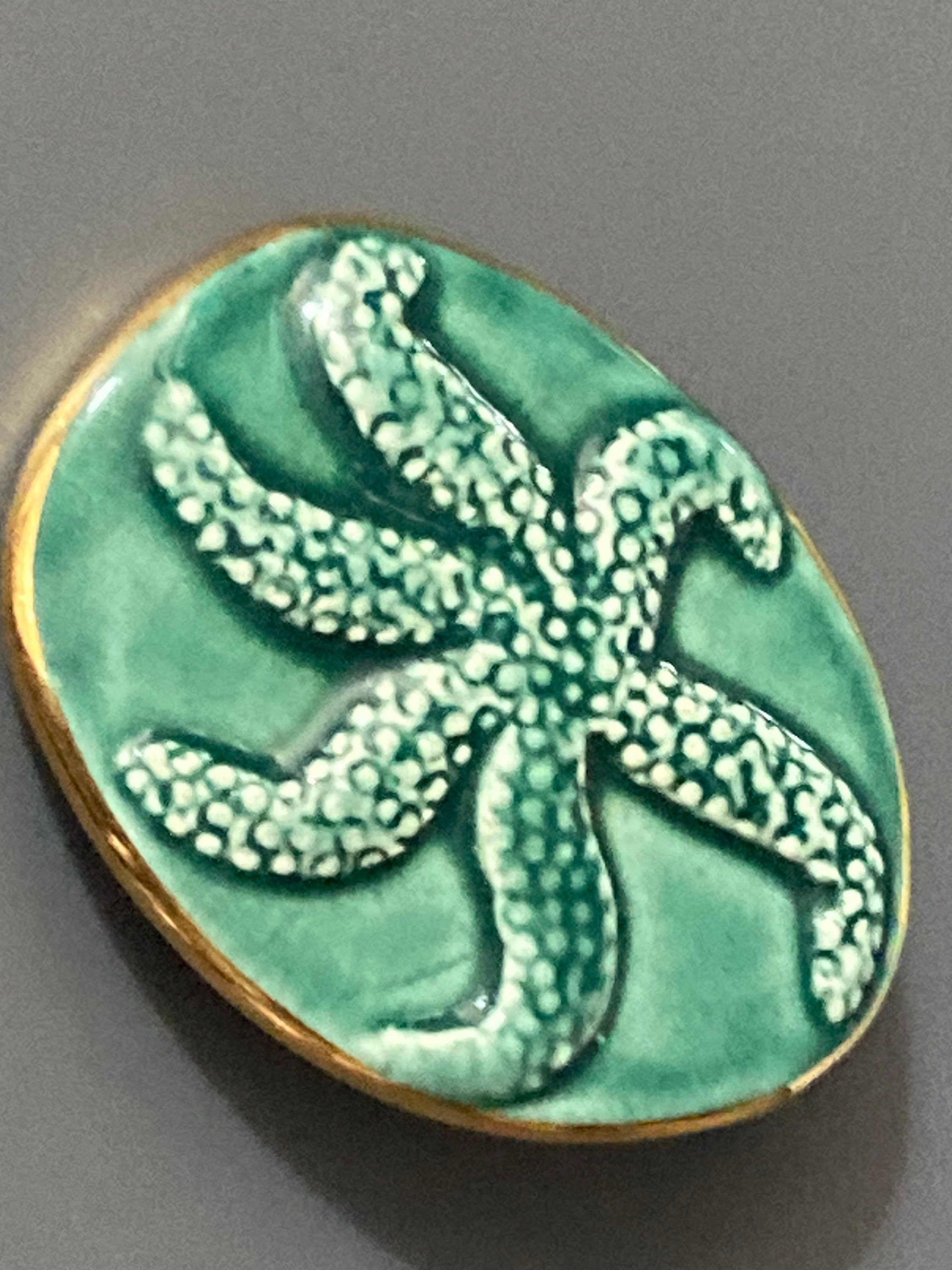 Vintage ceramic green starfish nautical brooch Channel Islands pottery