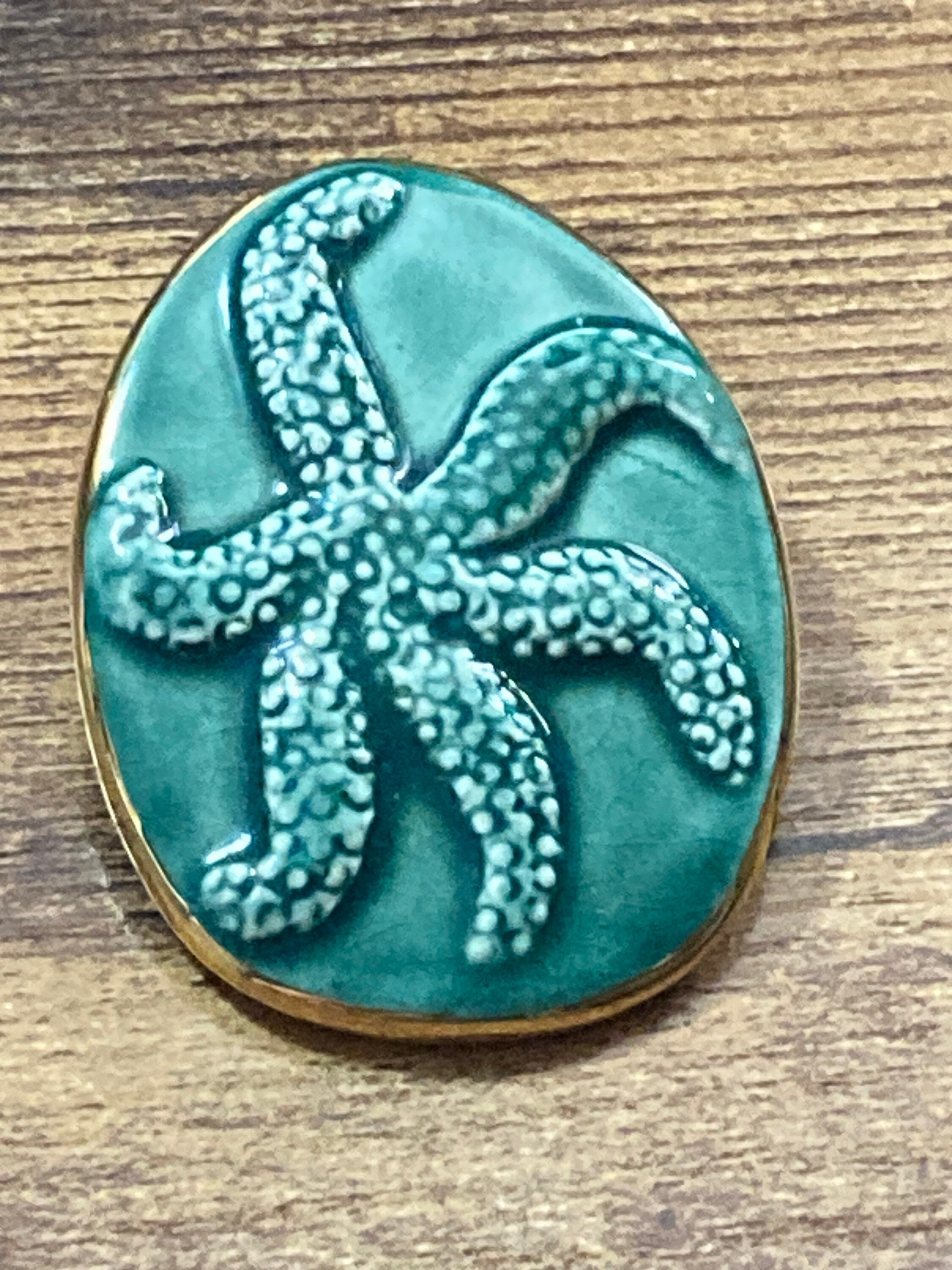Vintage ceramic green starfish nautical brooch Channel Islands pottery