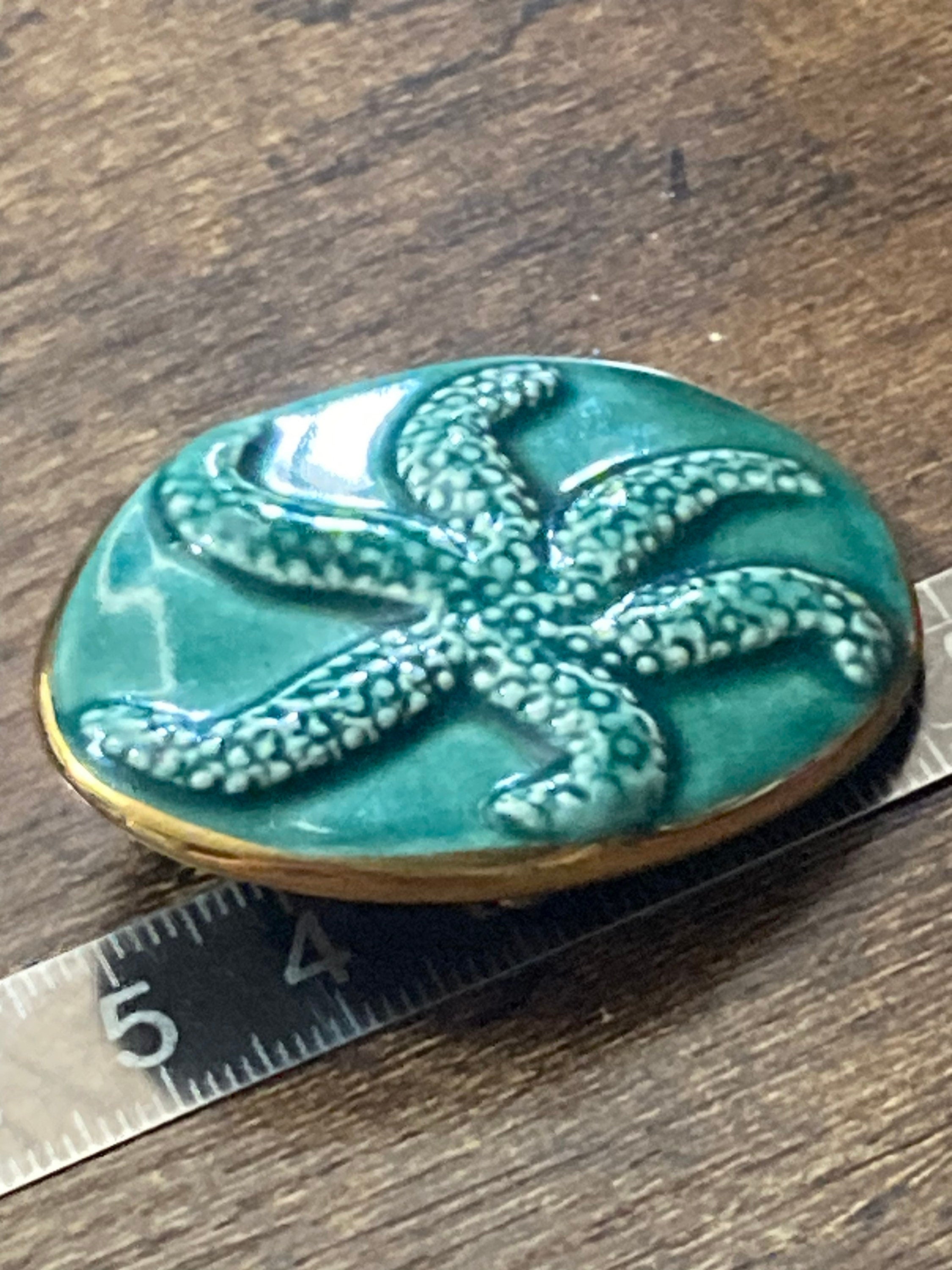 Vintage ceramic green starfish nautical brooch Channel Islands pottery