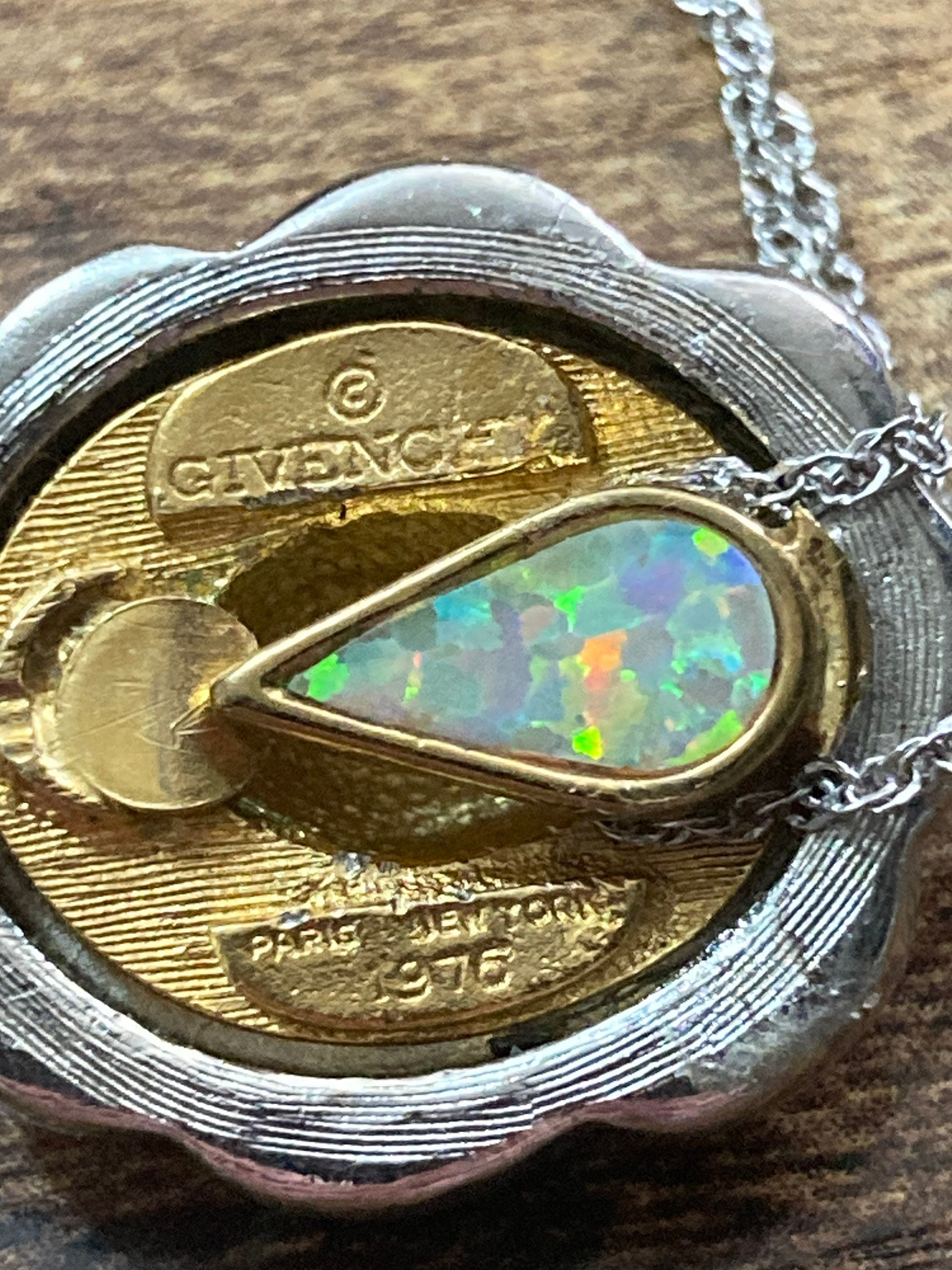 Vintage 1976 signed Givenchy gold tone pendant on 9ct white gold fine chain