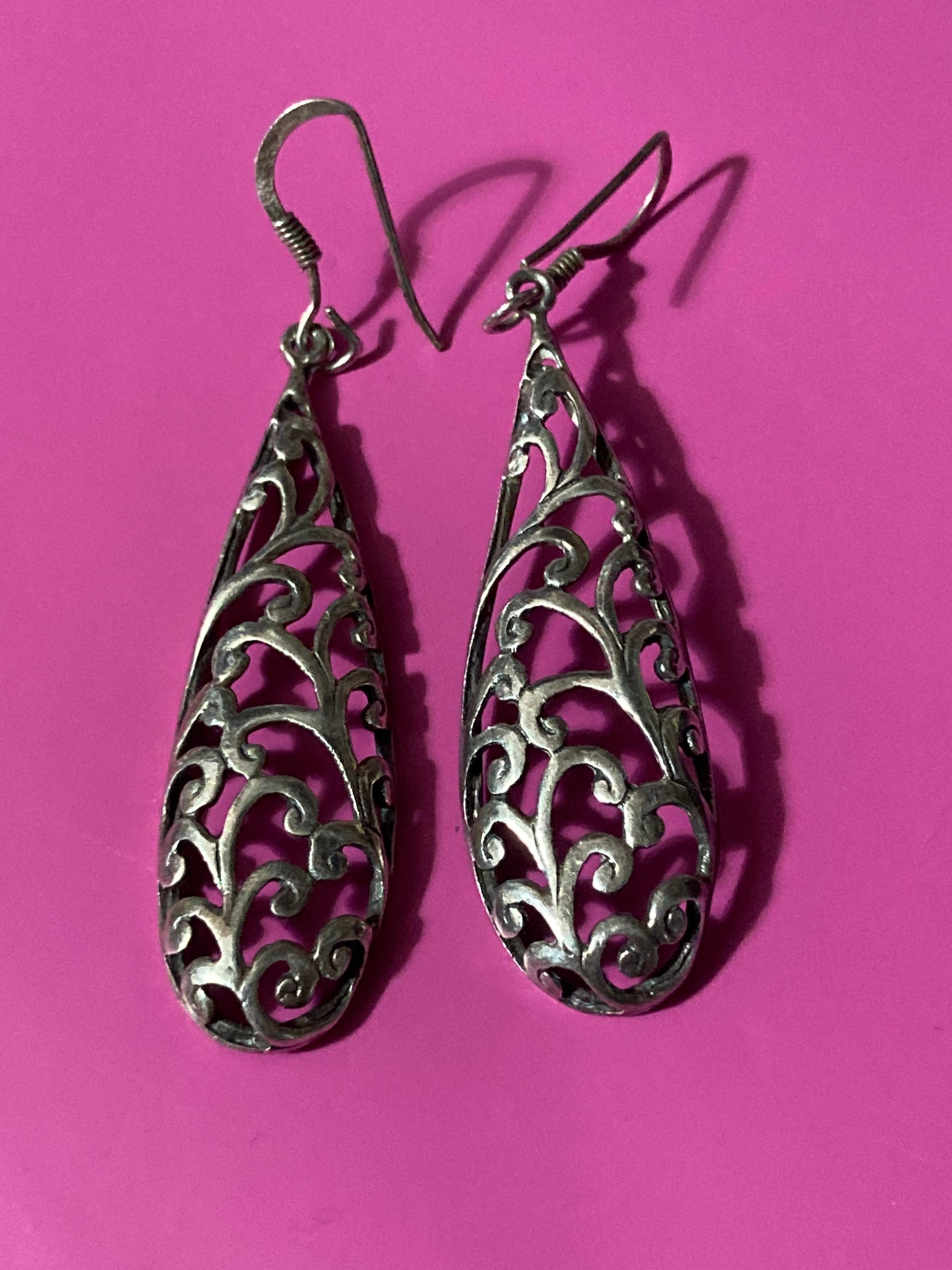 Art Nouveau style Sterling 925 Silver dangly Earrings Pierced cut out work