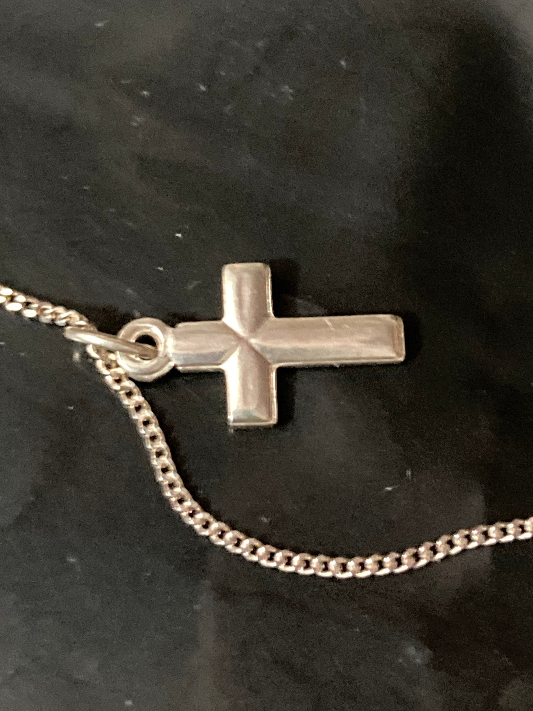 925 Sterling silver plain religious cross pendant necklace on chain