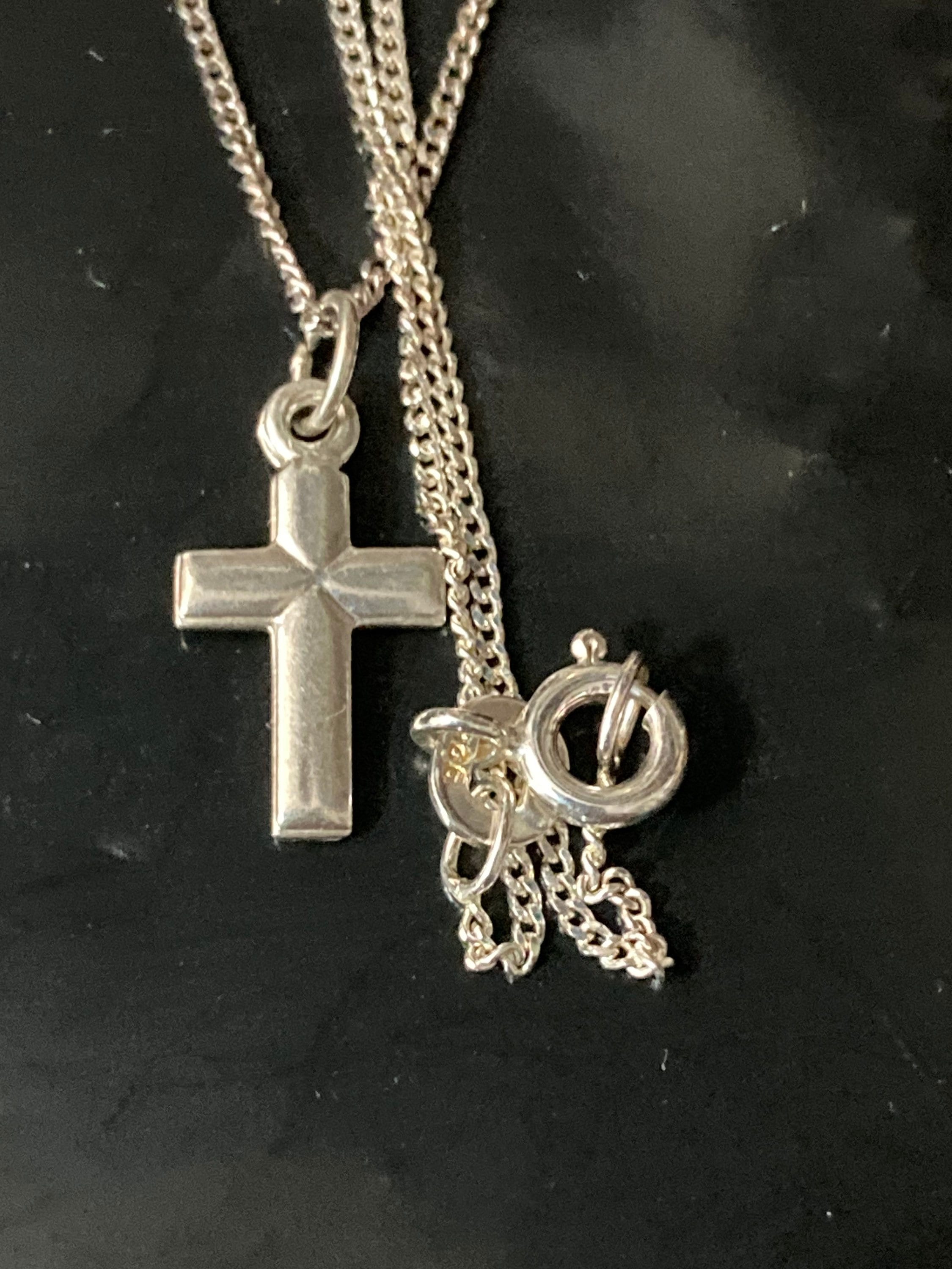 925 Sterling silver plain religious cross pendant necklace on chain