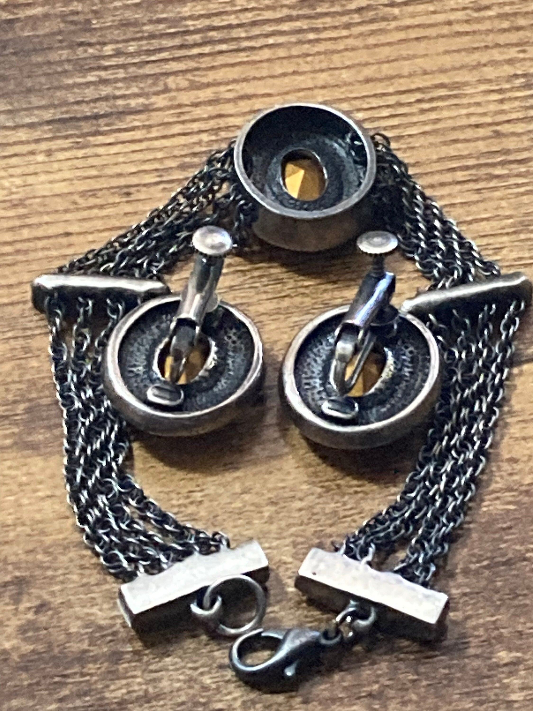 Matching marcasite & black cabochon bracelet and clip on earrings Gun metal silver tone jewellery set