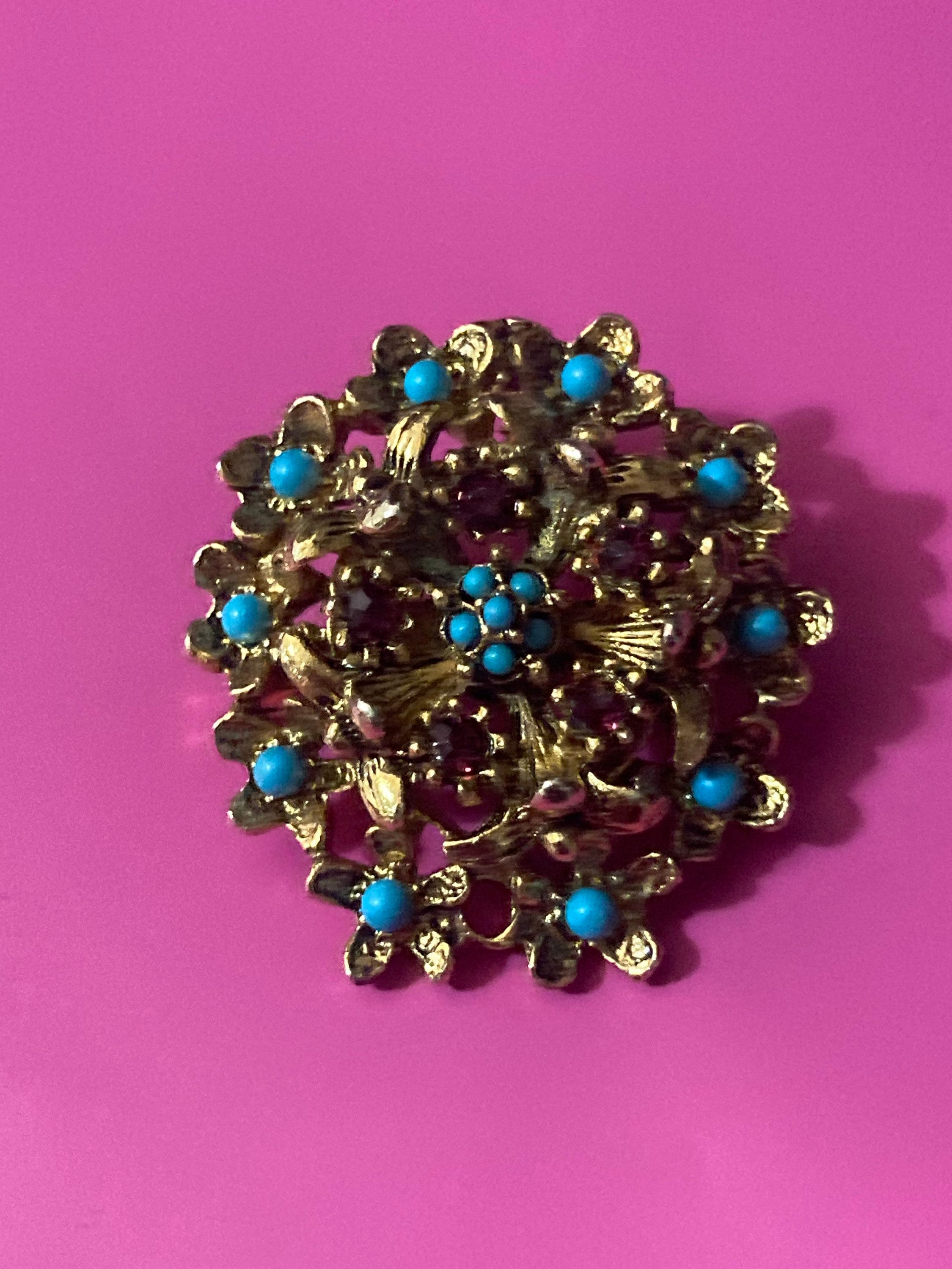 vintage gold tone mesh turquoise bead & garnet Ruby red paste brooch