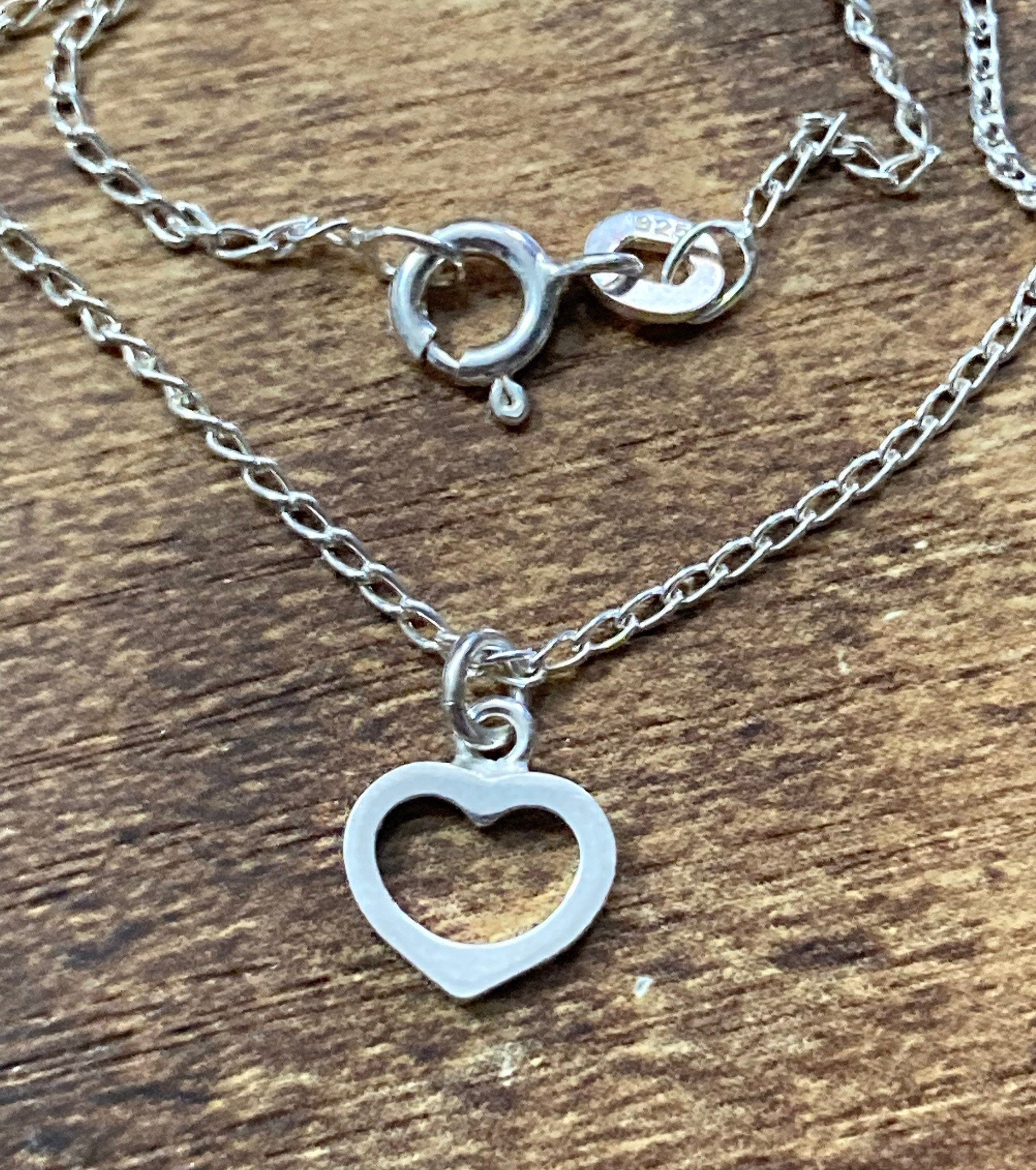 Young girls 925 sterling silver fine chain with love heart pendant 35cm