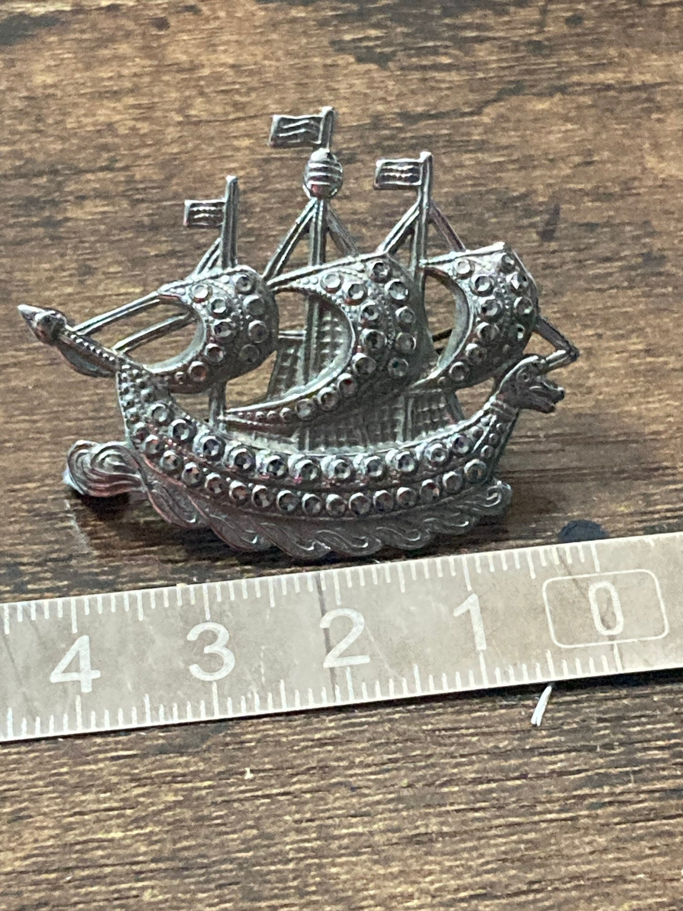 small StayBrite nautical silver tone yacht sailing boat Brooch