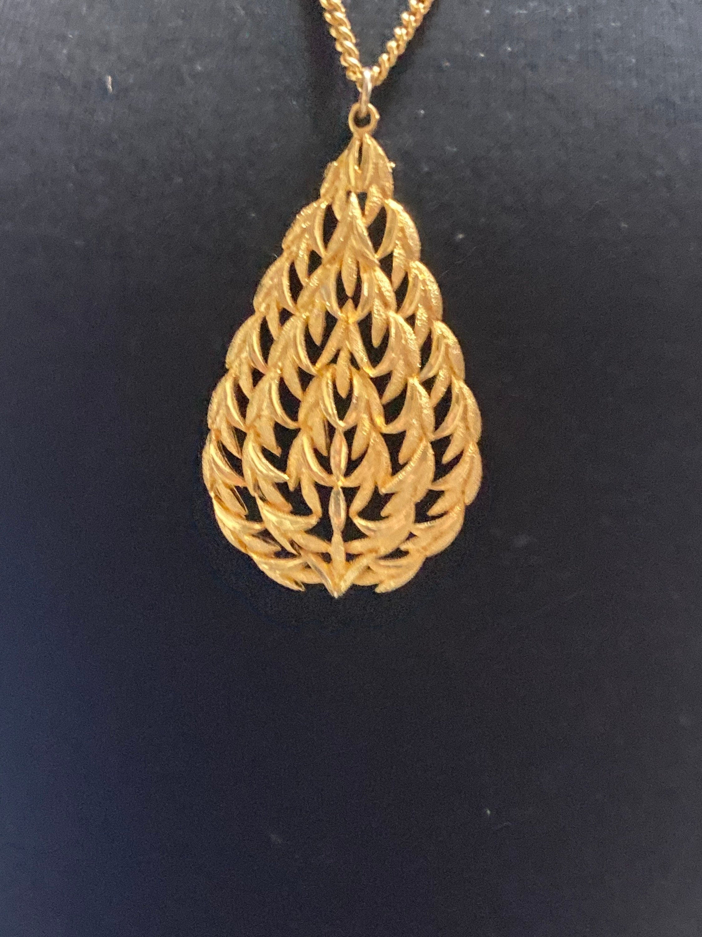 Modernist gold tone pendant necklace brutalist Mid Century Modern
