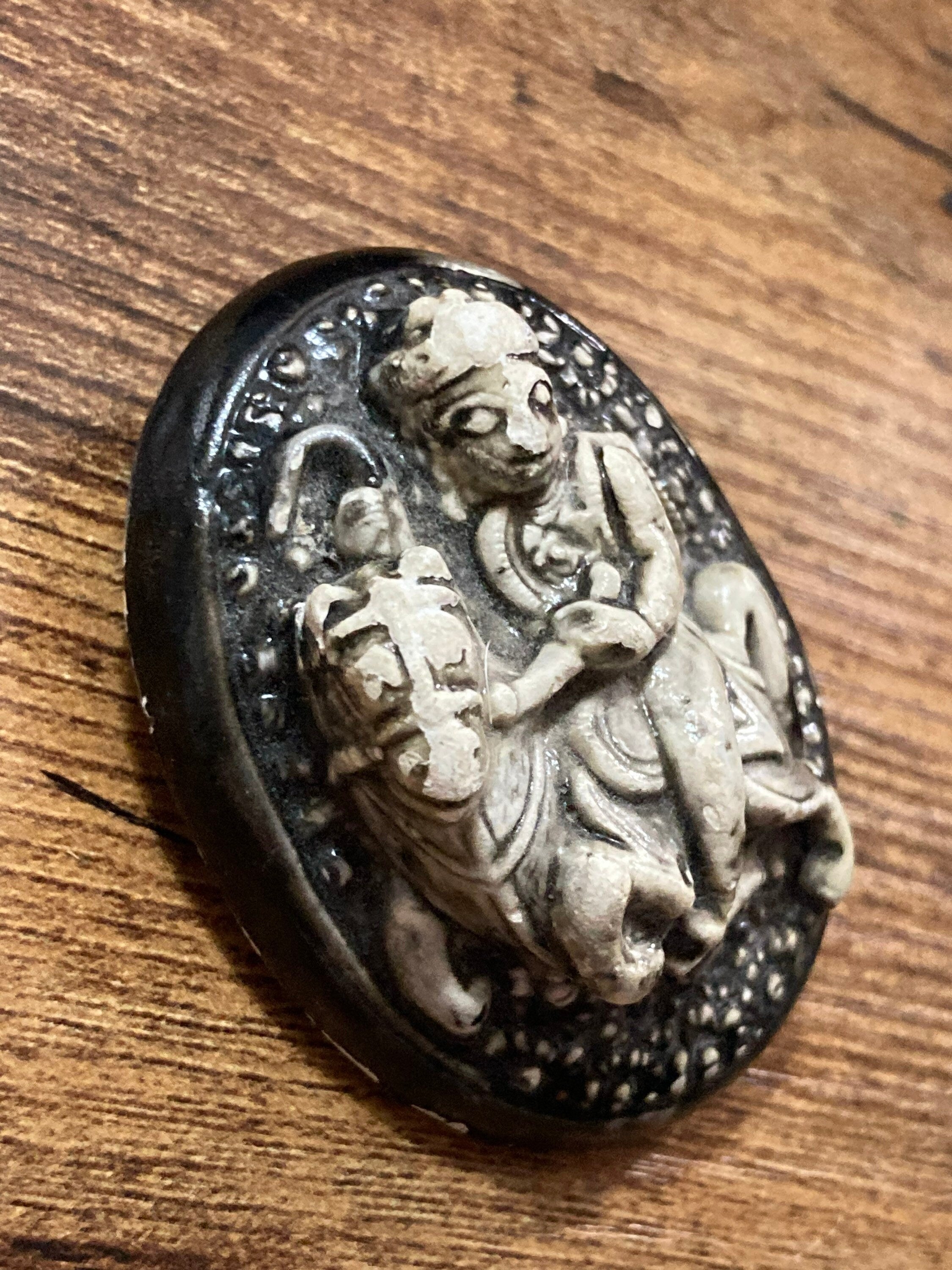 Early Plastic Celluloid Art Deco large Oval man on horse relief brooch St George