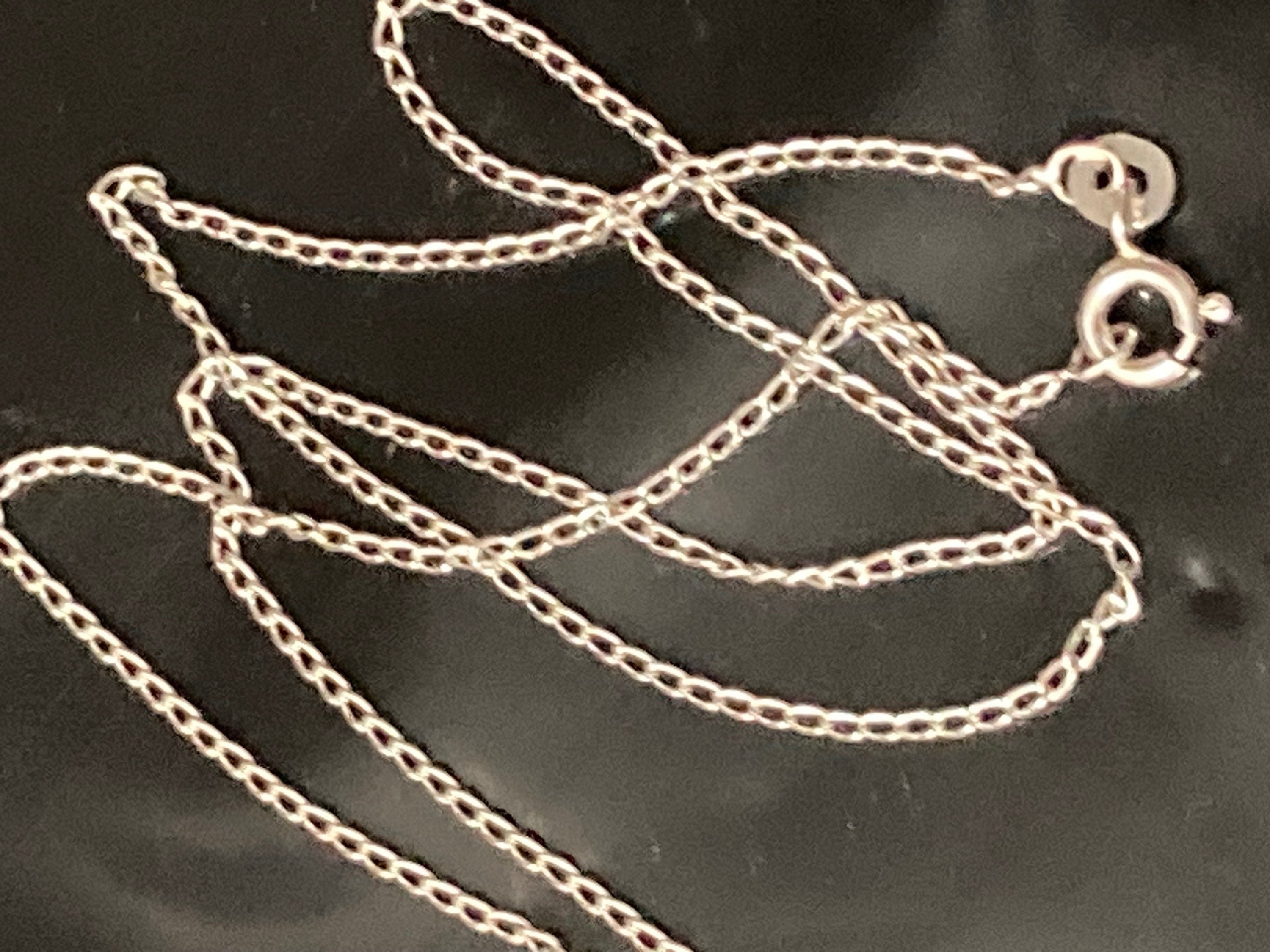 Plain simple 925 Sterling silver fine link chain necklace 1.6gm 45cm