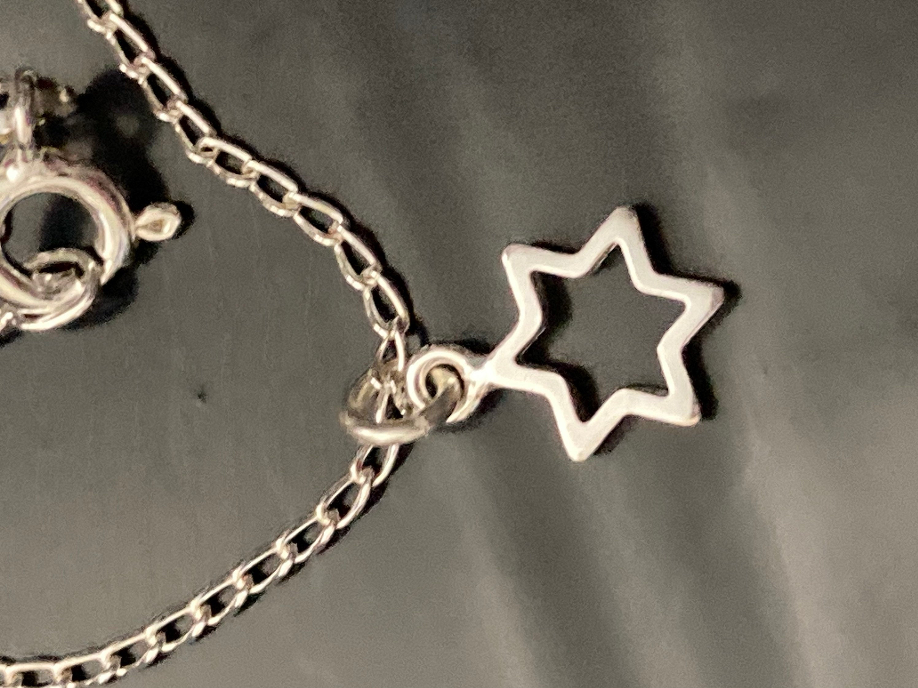 Young girls 925 sterling silver fine chain with small star pendant 35cm