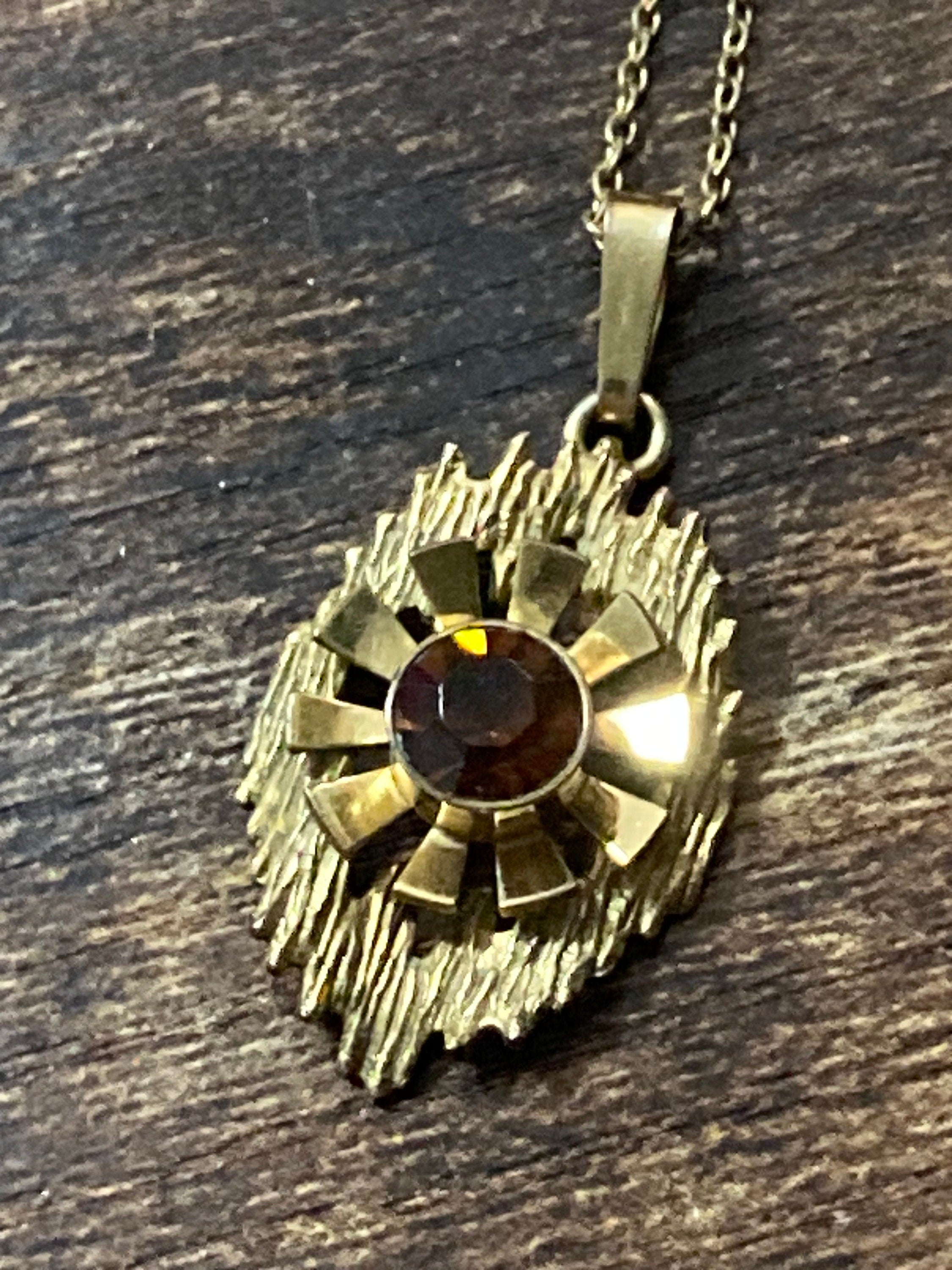 Vintage gold plated cognac brown rhinestone pendant necklace and chain stamped foreign