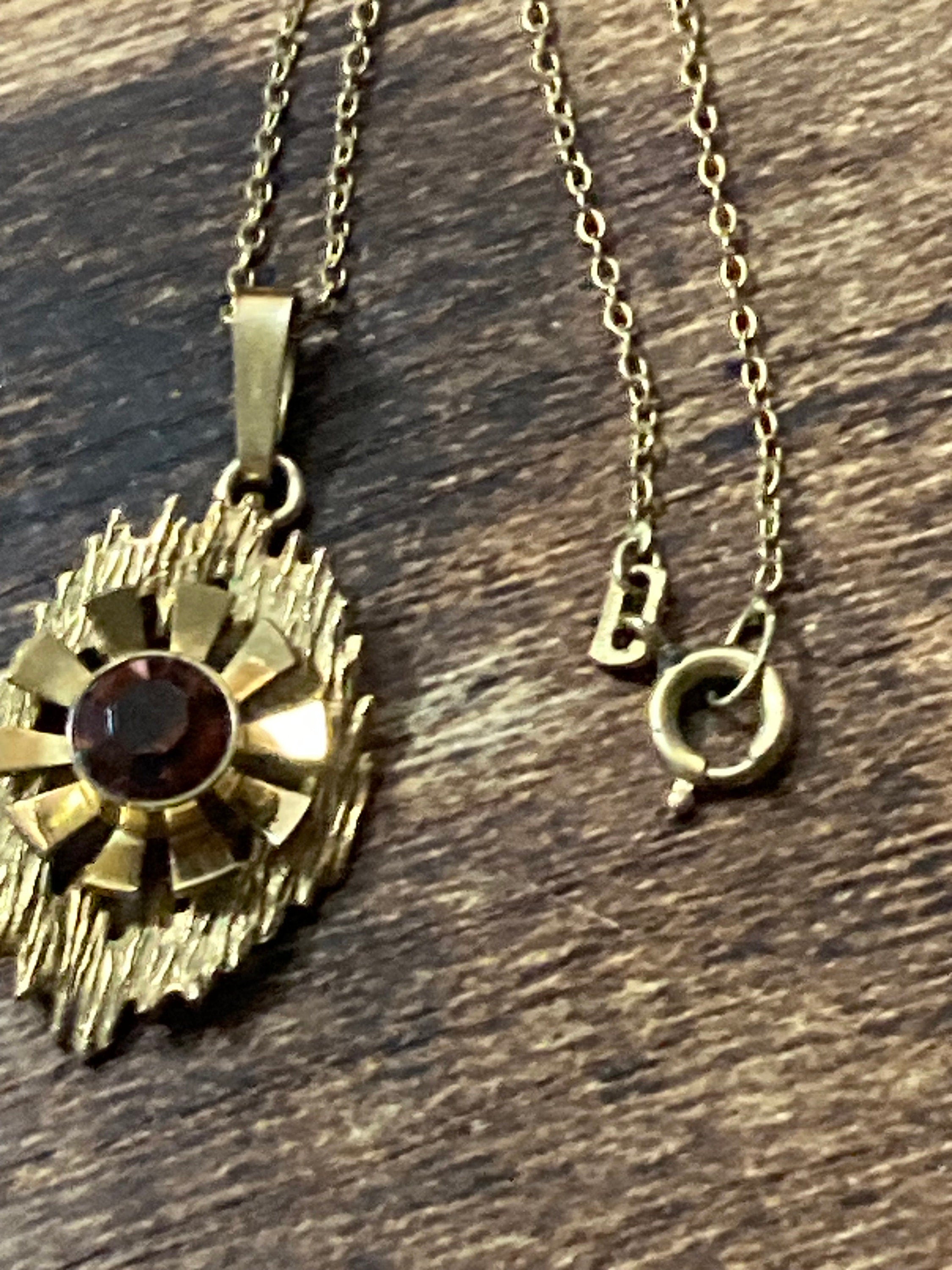 Vintage gold plated cognac brown rhinestone pendant necklace and chain stamped foreign