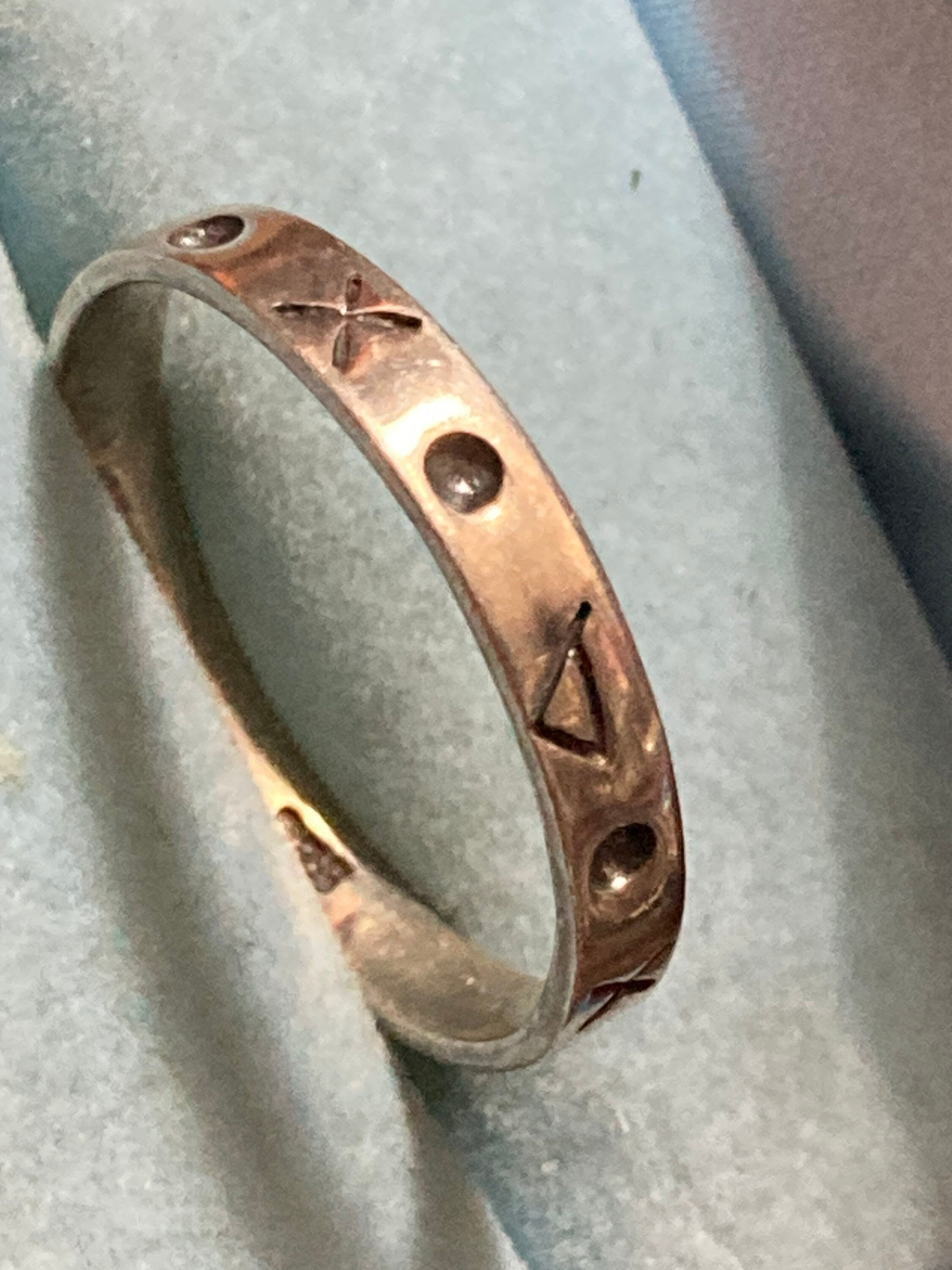 925 sterling silver geometric  band ring size uk R 1.7 grams modernist design