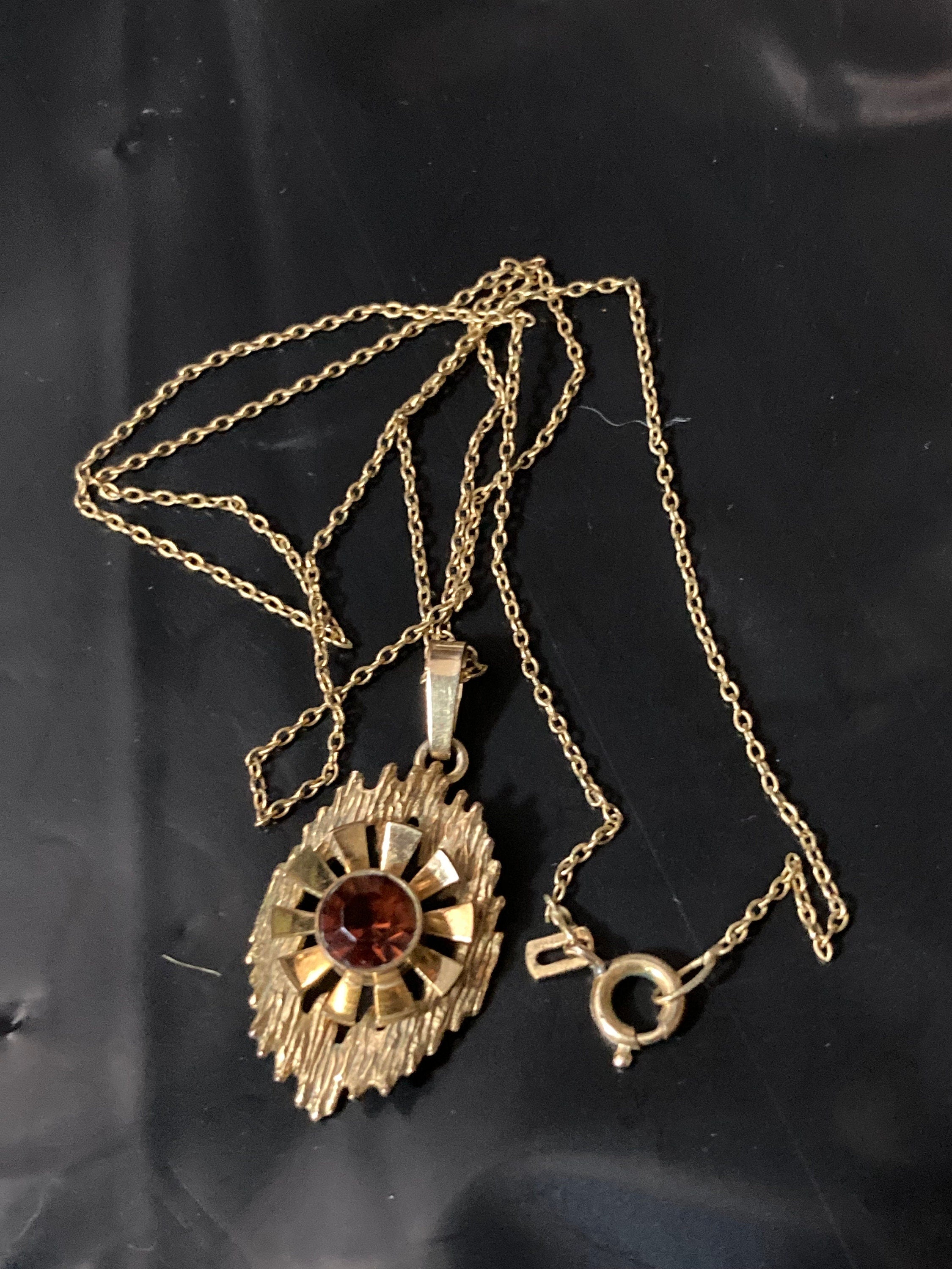 Vintage gold plated cognac brown rhinestone pendant necklace and chain stamped foreign