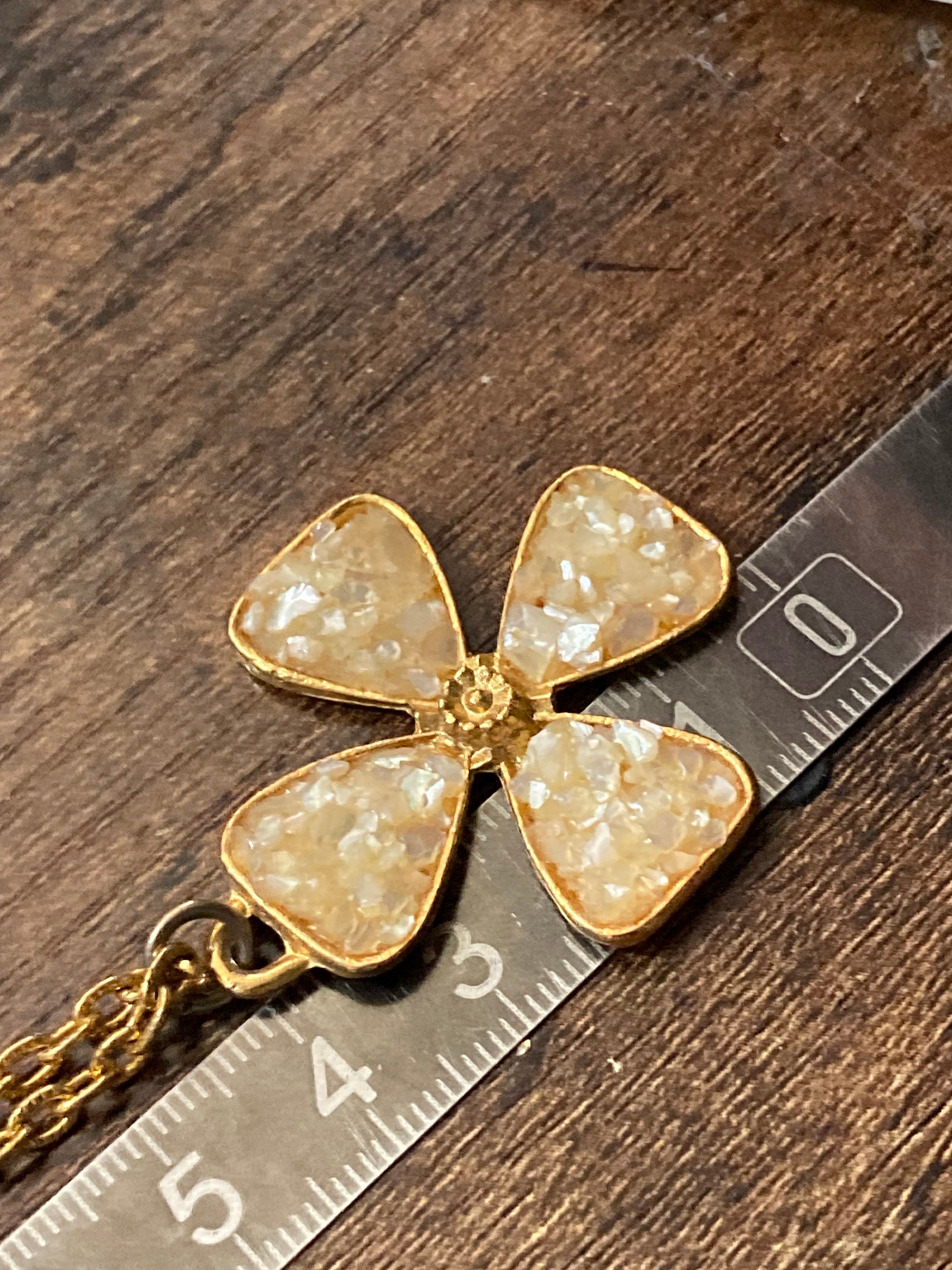 Signed JEM Retro Pearl Chip Cross Pendant - Gold Tone Chain
