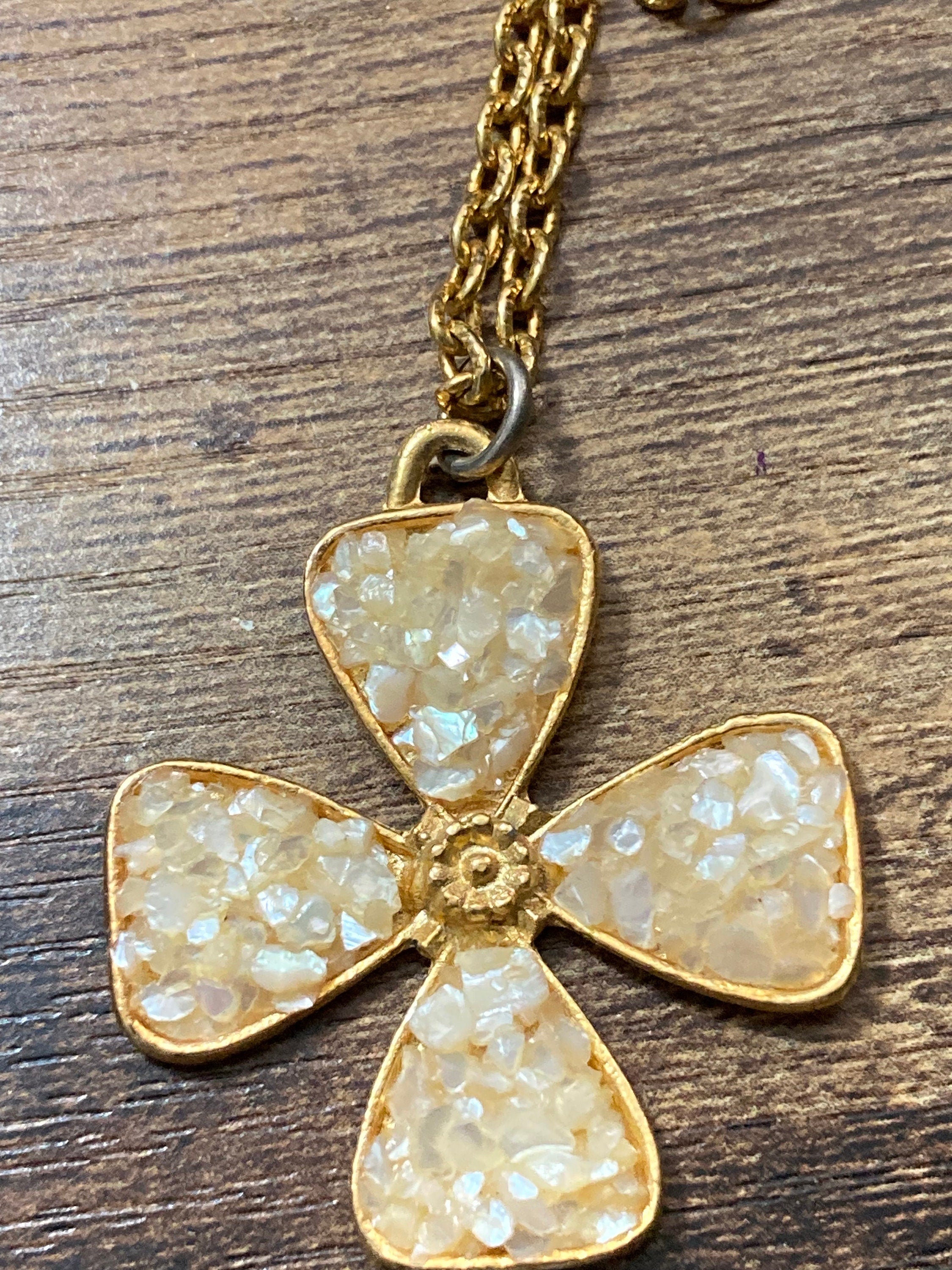 Signed JEM Retro Pearl Chip Cross Pendant - Gold Tone Chain
