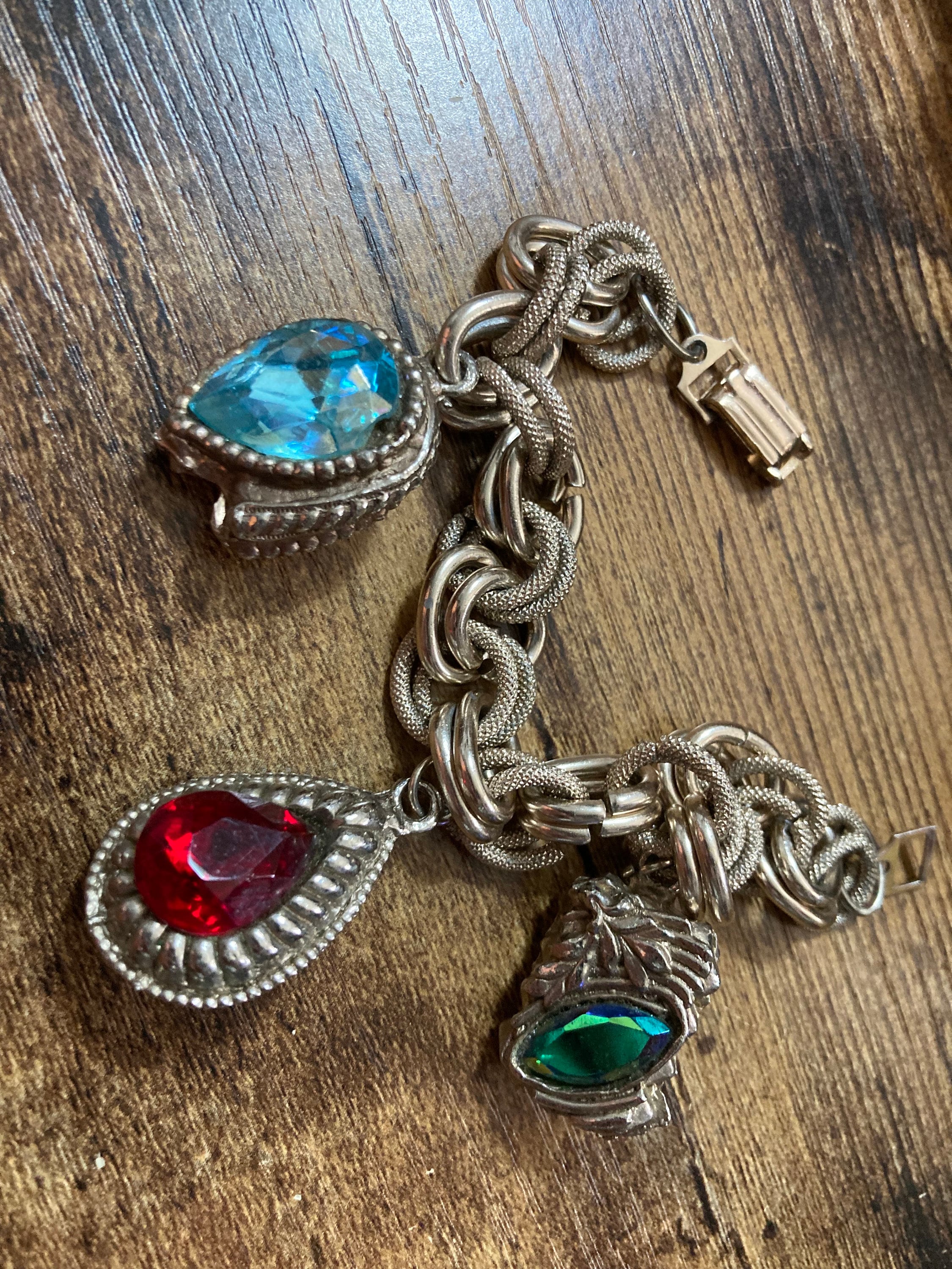 vintage 1970s Gold tone chain link charm bracelet with chunky diamanté cabochons