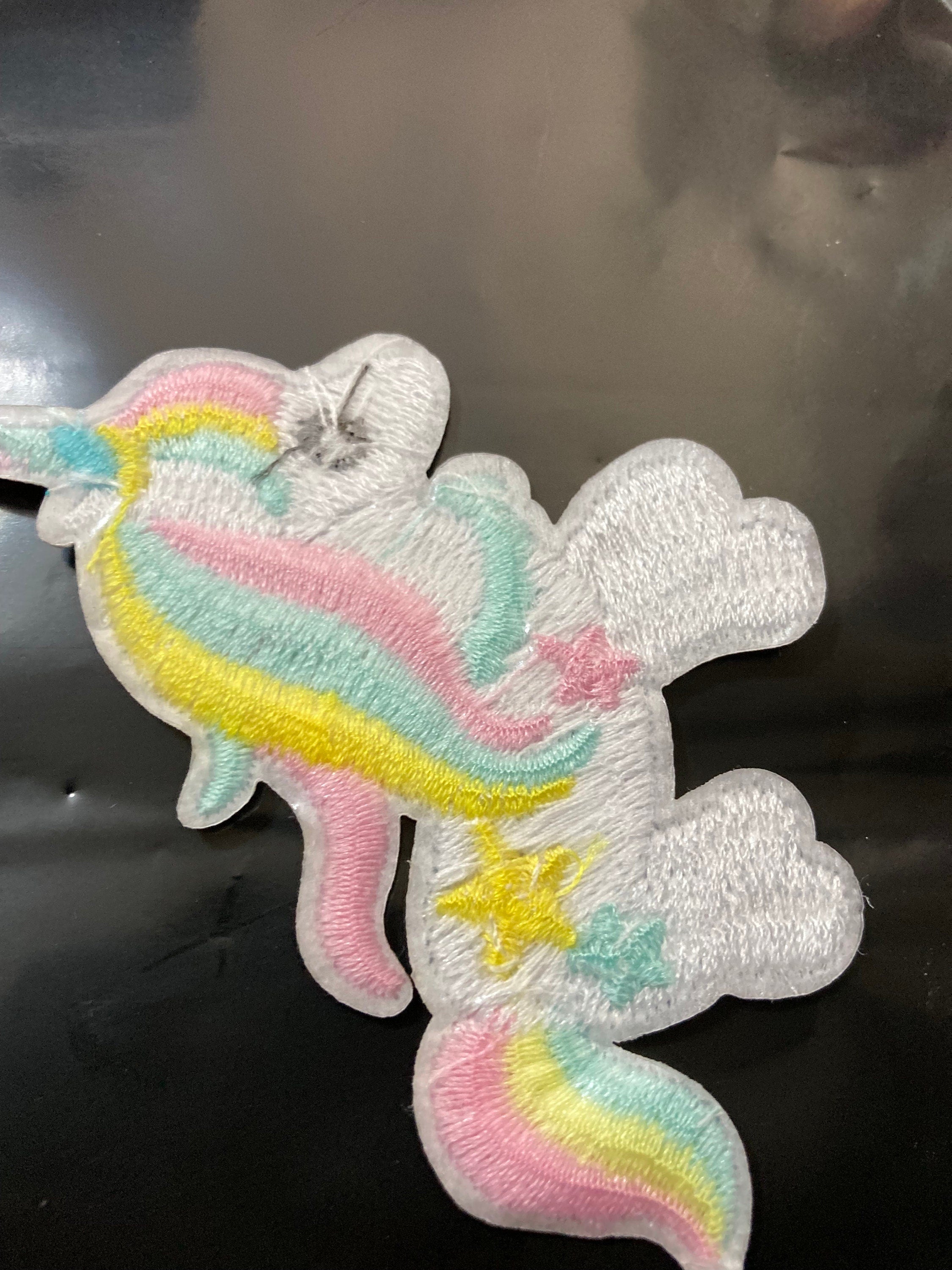 iron on unicorn patch 8 x 7.5cm sewing appliqué white pink blue