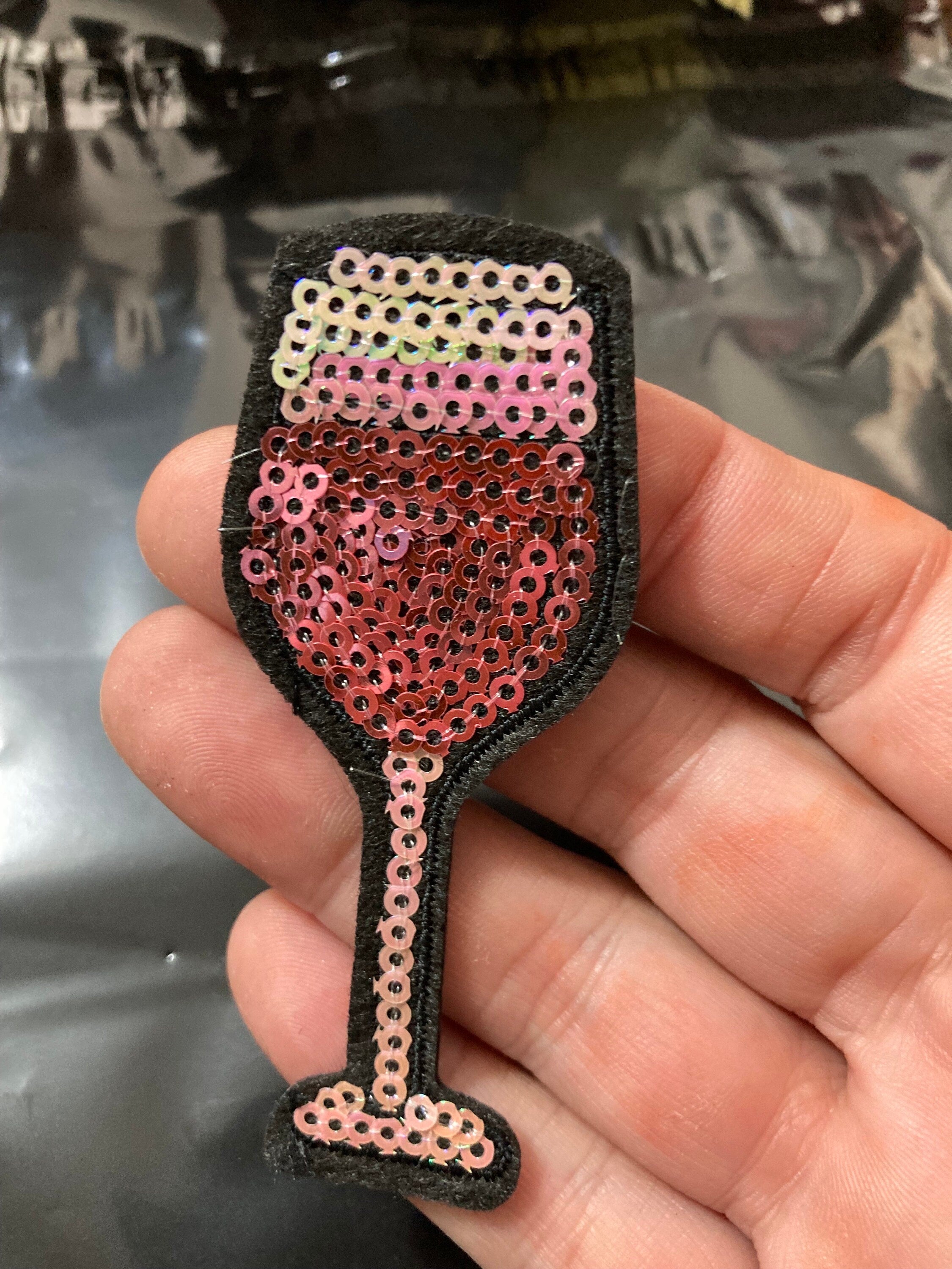 iron on pink gin wine glass sequin patch 8 x 2.5cm sewing applique