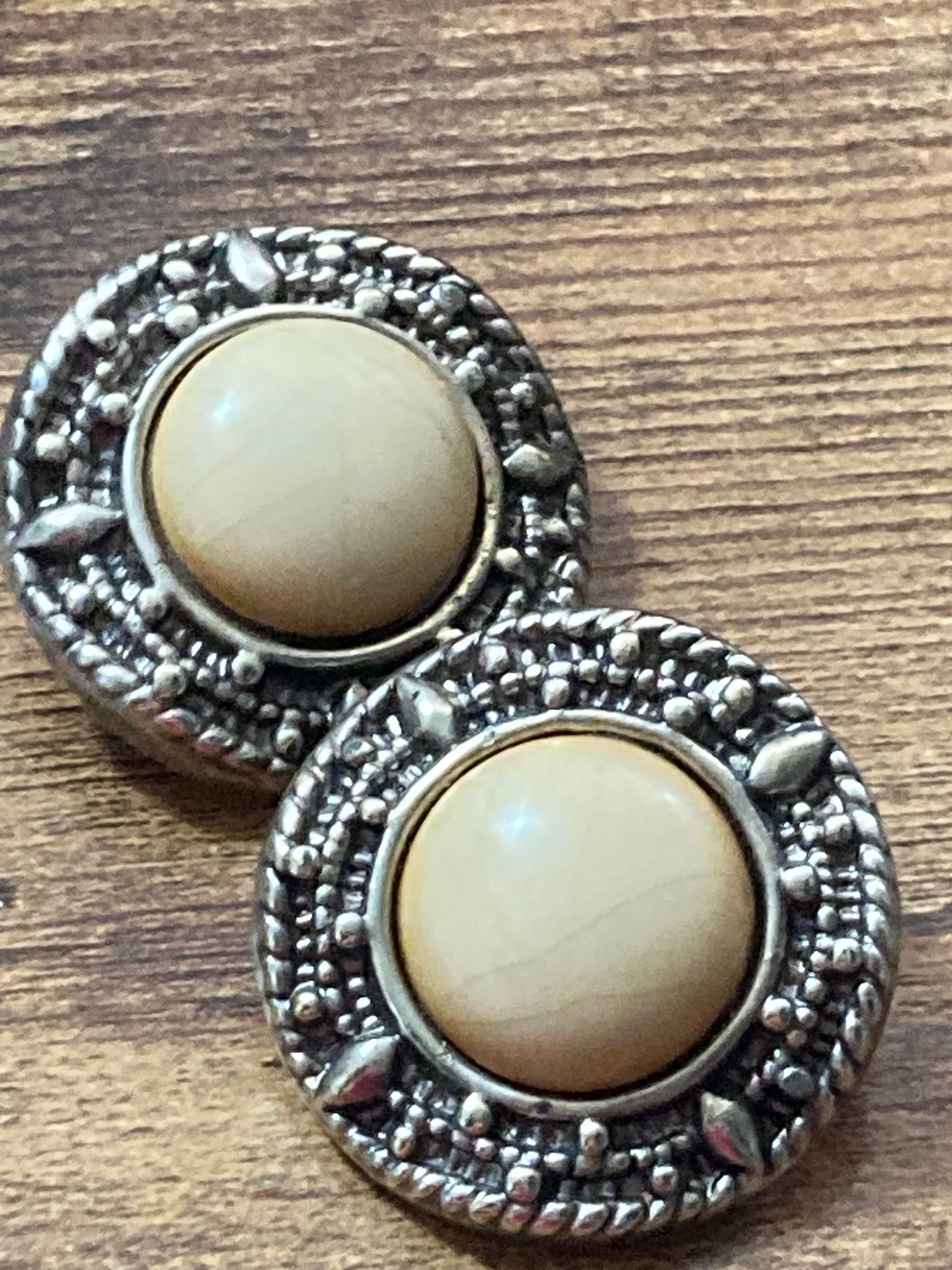 Vintage Silver Tone Clip On Earrings: Beige Cabochon Button Style