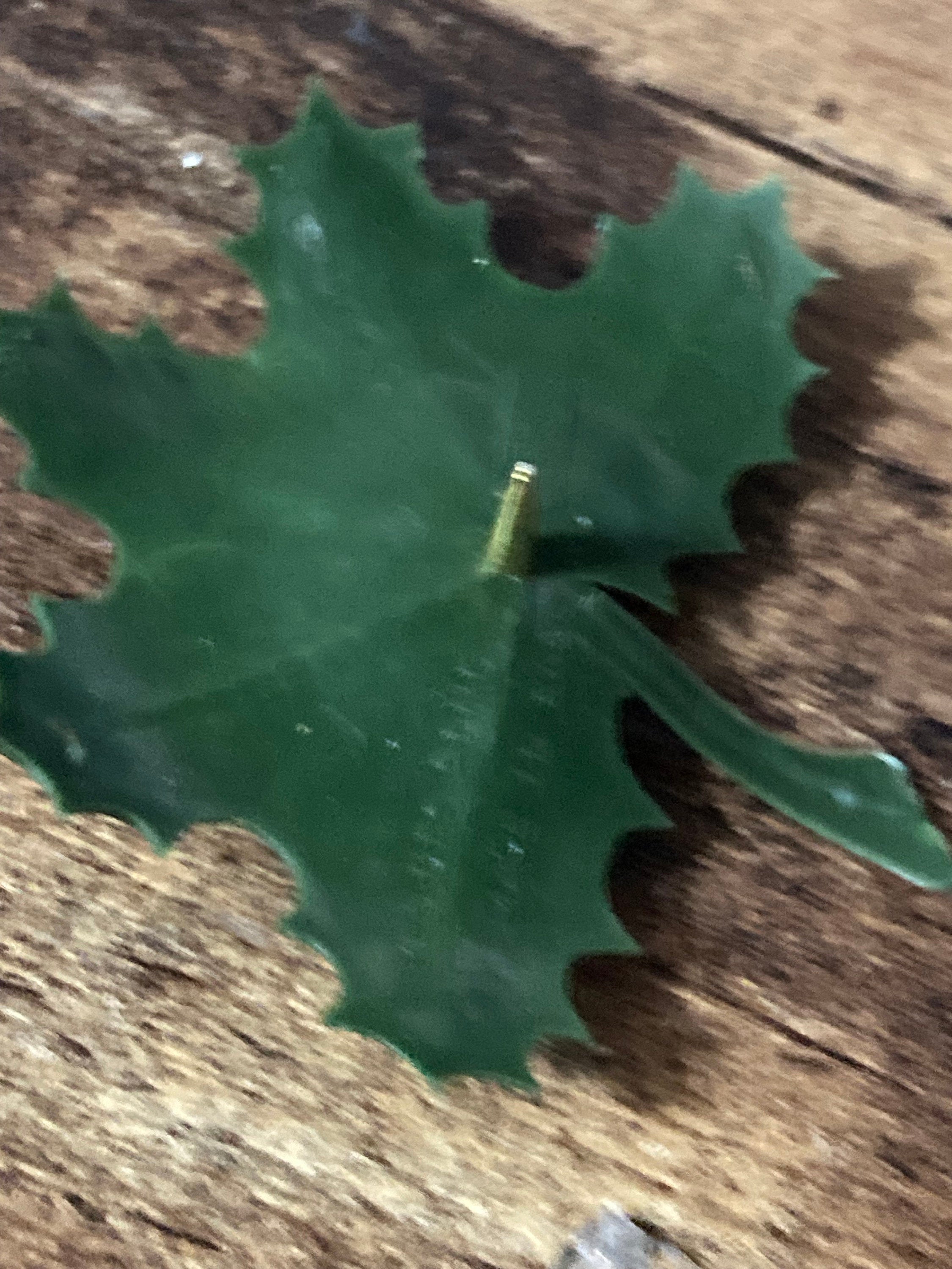 green large 8cm sprig of HOLLY LEAVES gold BERRIES plastic cake topper decoration