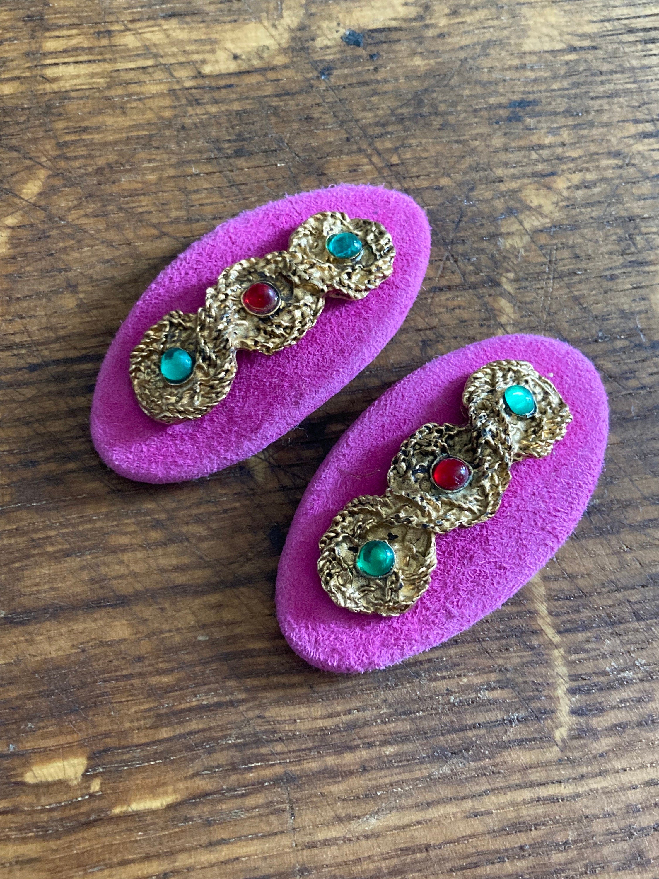 Vintage High end pair of bright pink suede leather gripoix green red beaded gold braided shoe clips