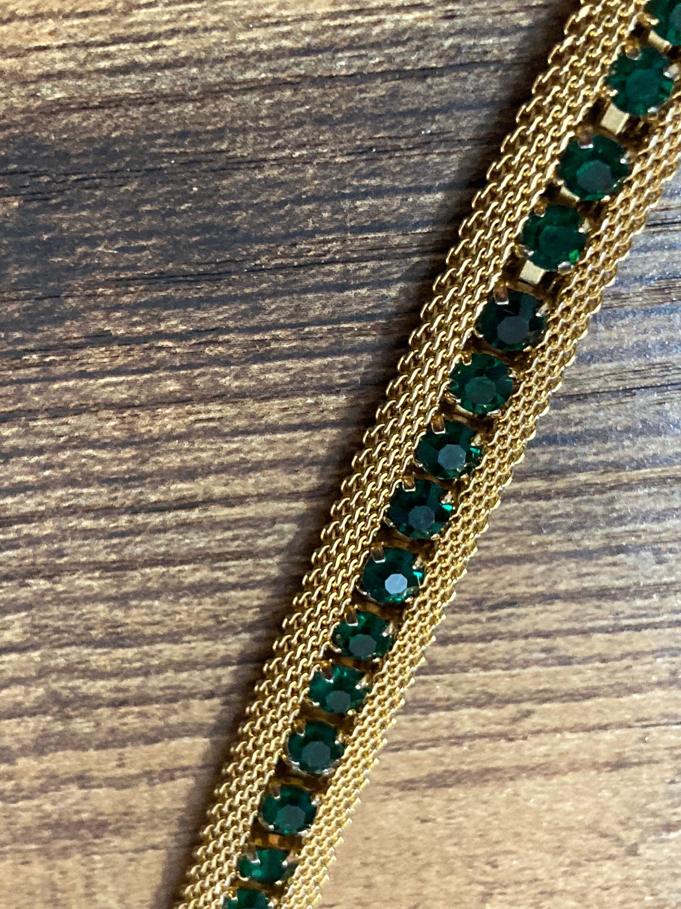 Gold mesh modernist emerald green rhinestone cocktail bracelet