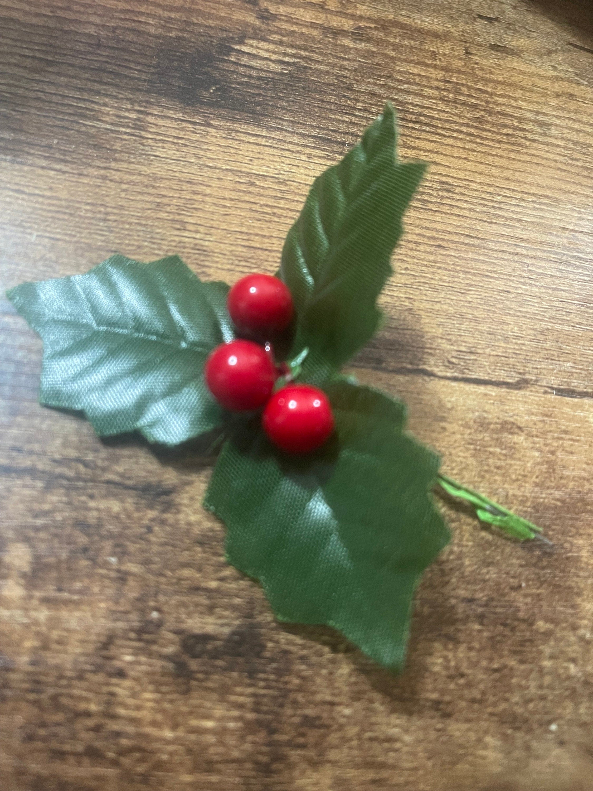 3 x New holly and berry cake toppers red green wired 9cm