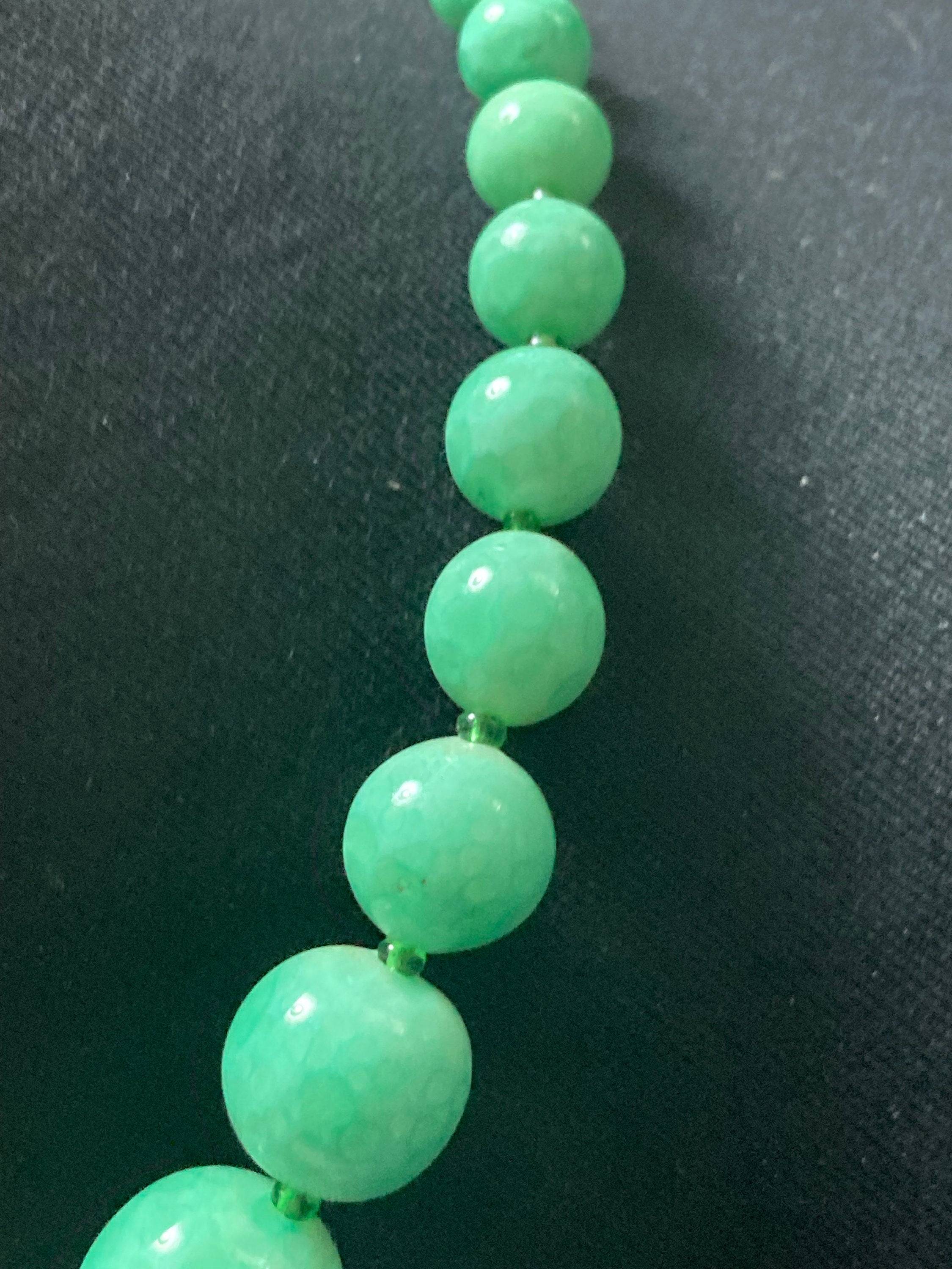 Art Deco czech gold tone metal necklace with green peking glass ceramic stones