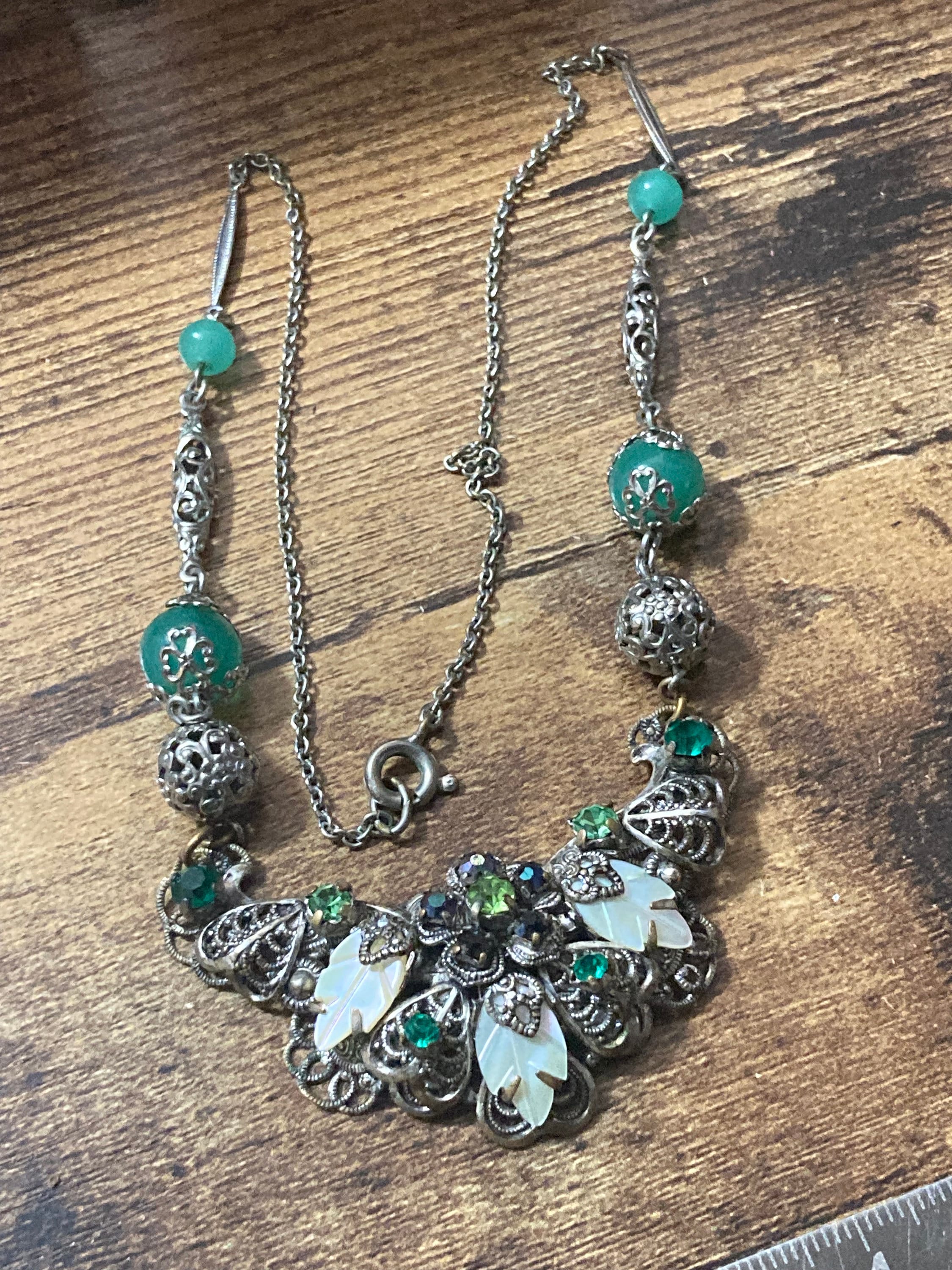 True vintage Art deco Czech green chrysoprase MOP pearl Uranium UV glass filigree necklace 45cm