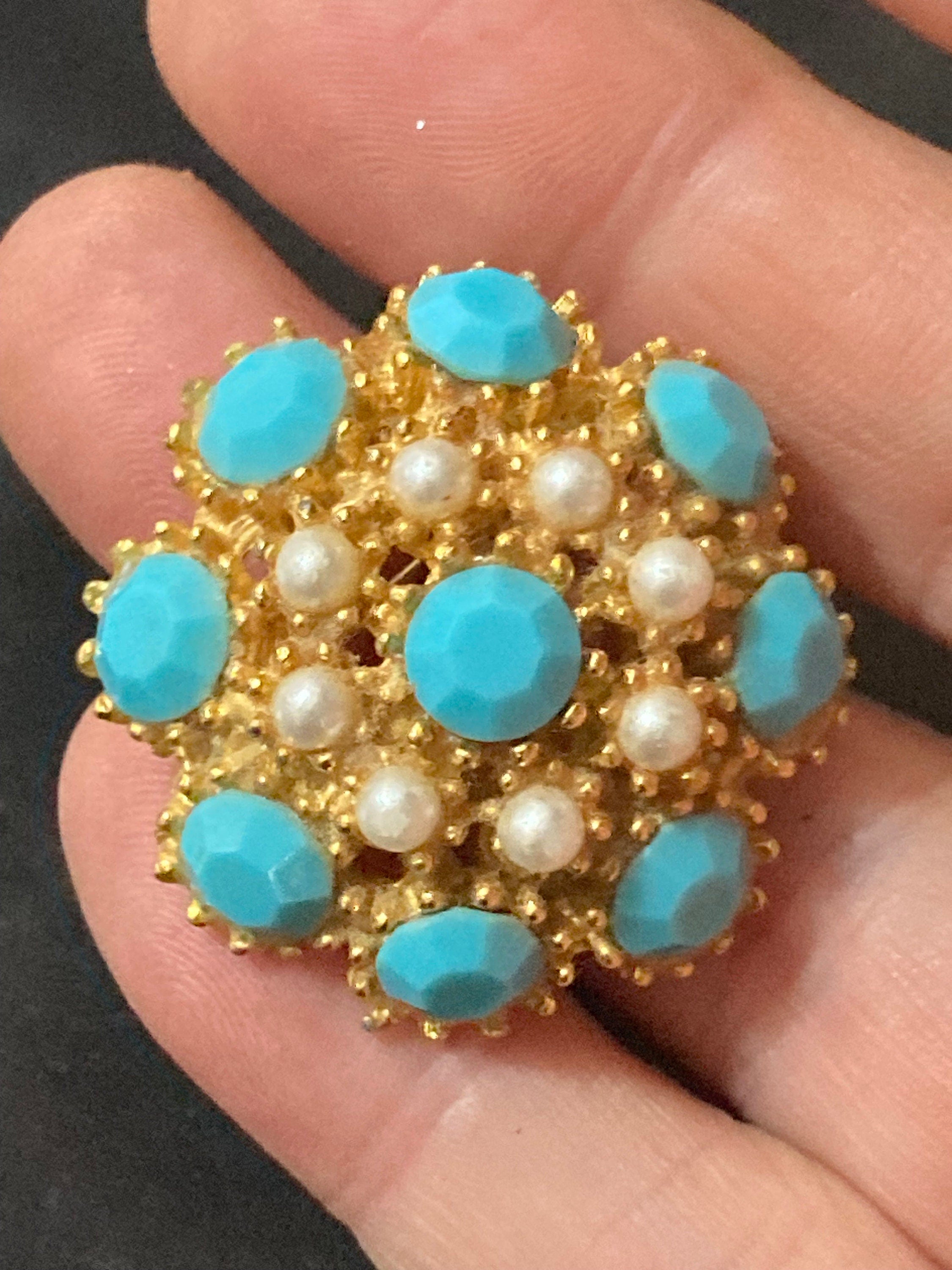 vintage gold tone domed turquoise bead & seed pearl round brooch