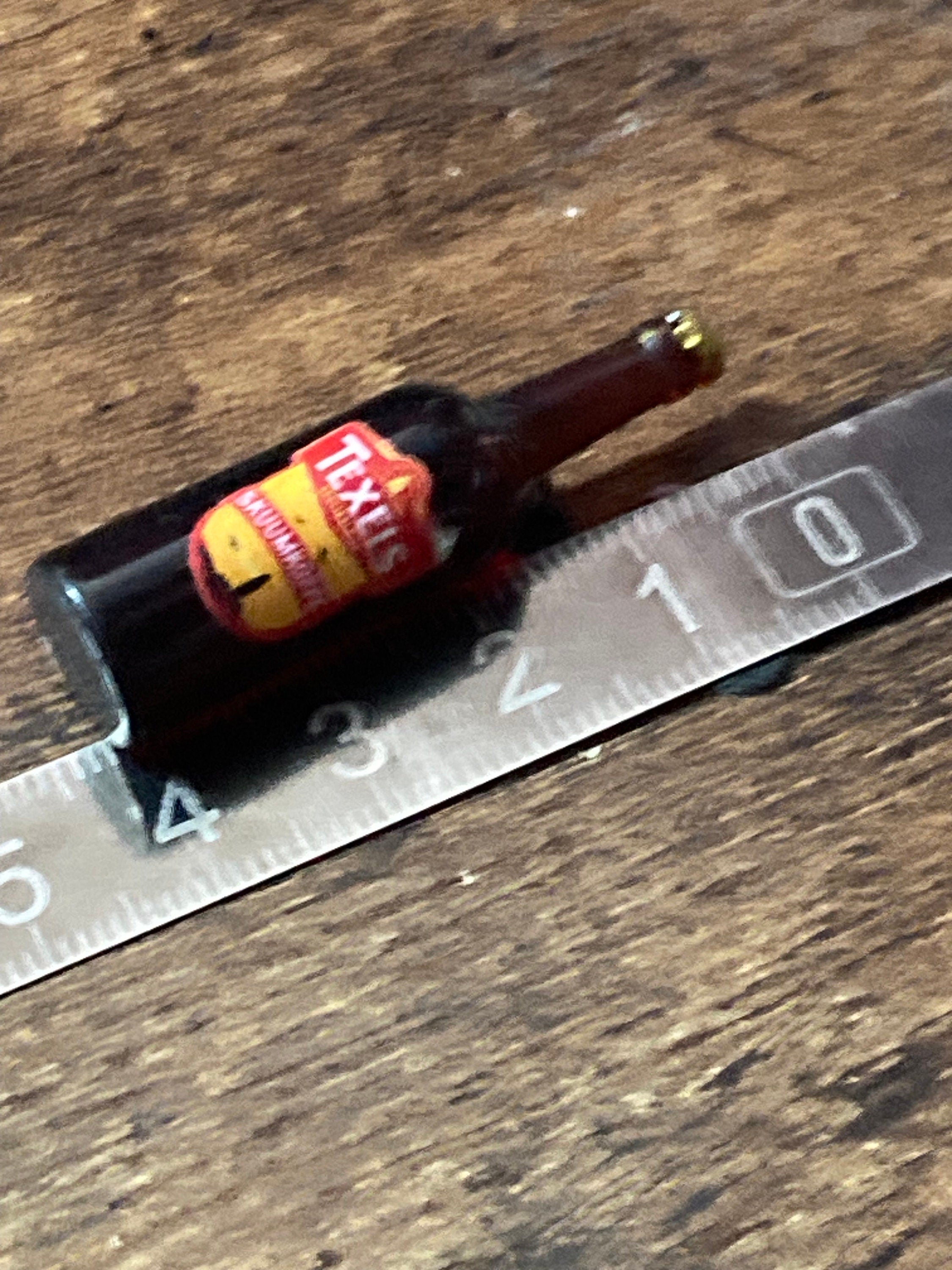 Miniature men’s beer crate and 12 ale bottles micro scenery cake topper dollhouses naughty elf prop