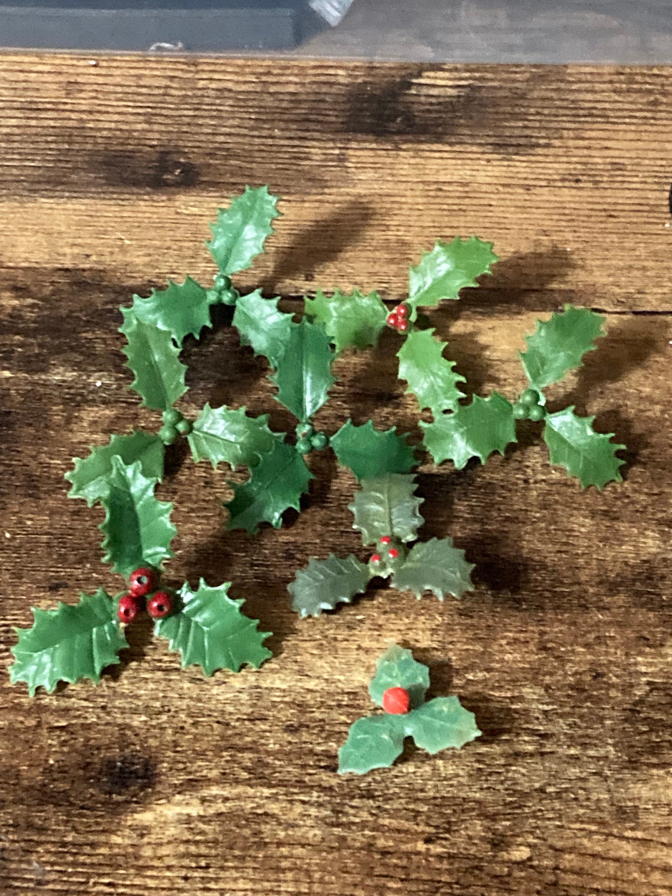 Vintage Plastic Holly Sprigs, Christmas Cake Toppers (Set of 8)