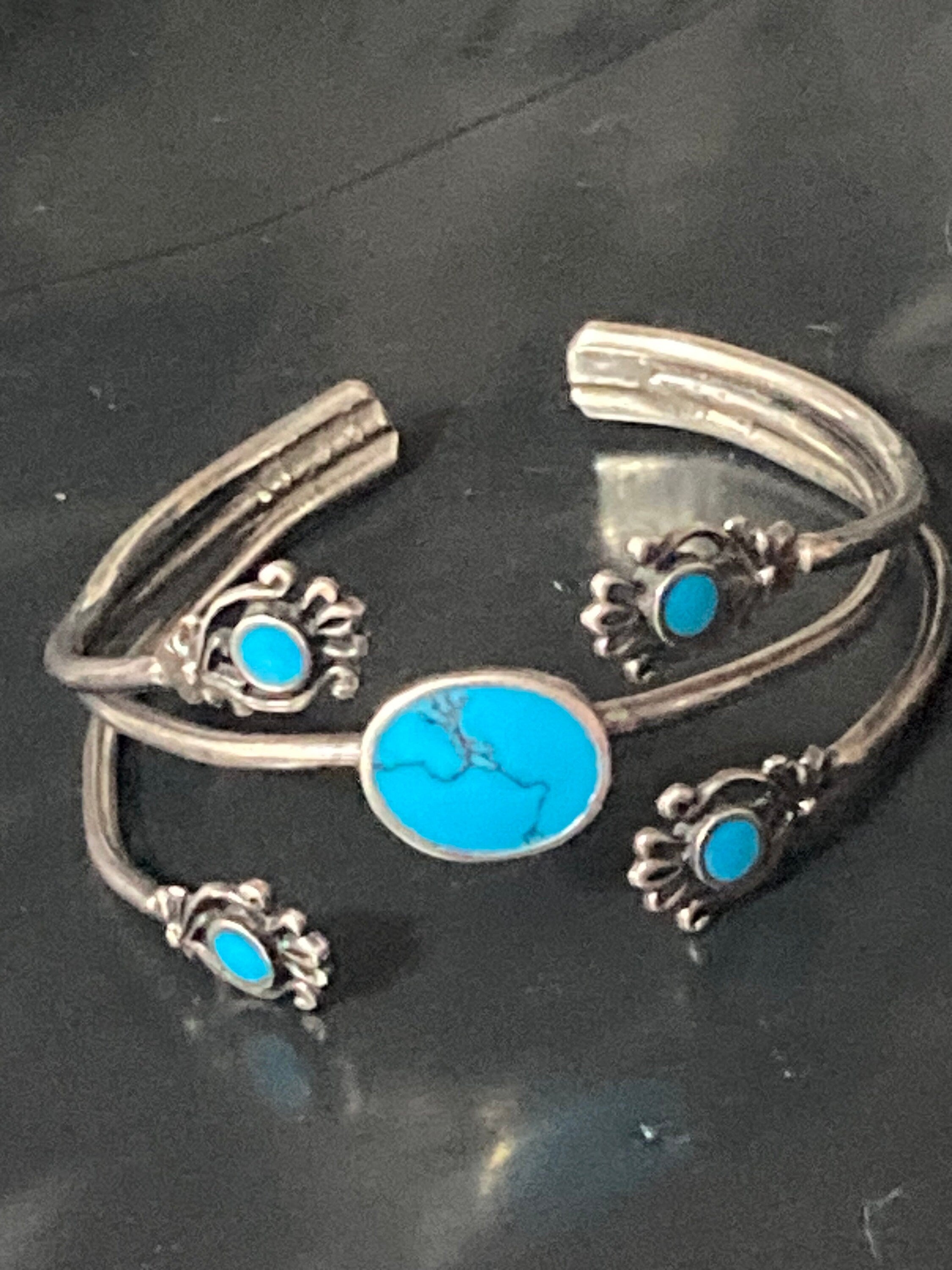 Vintage south western 925 Sterling silver gem set with turquoise gemstones wide 3 row bangle bracelet