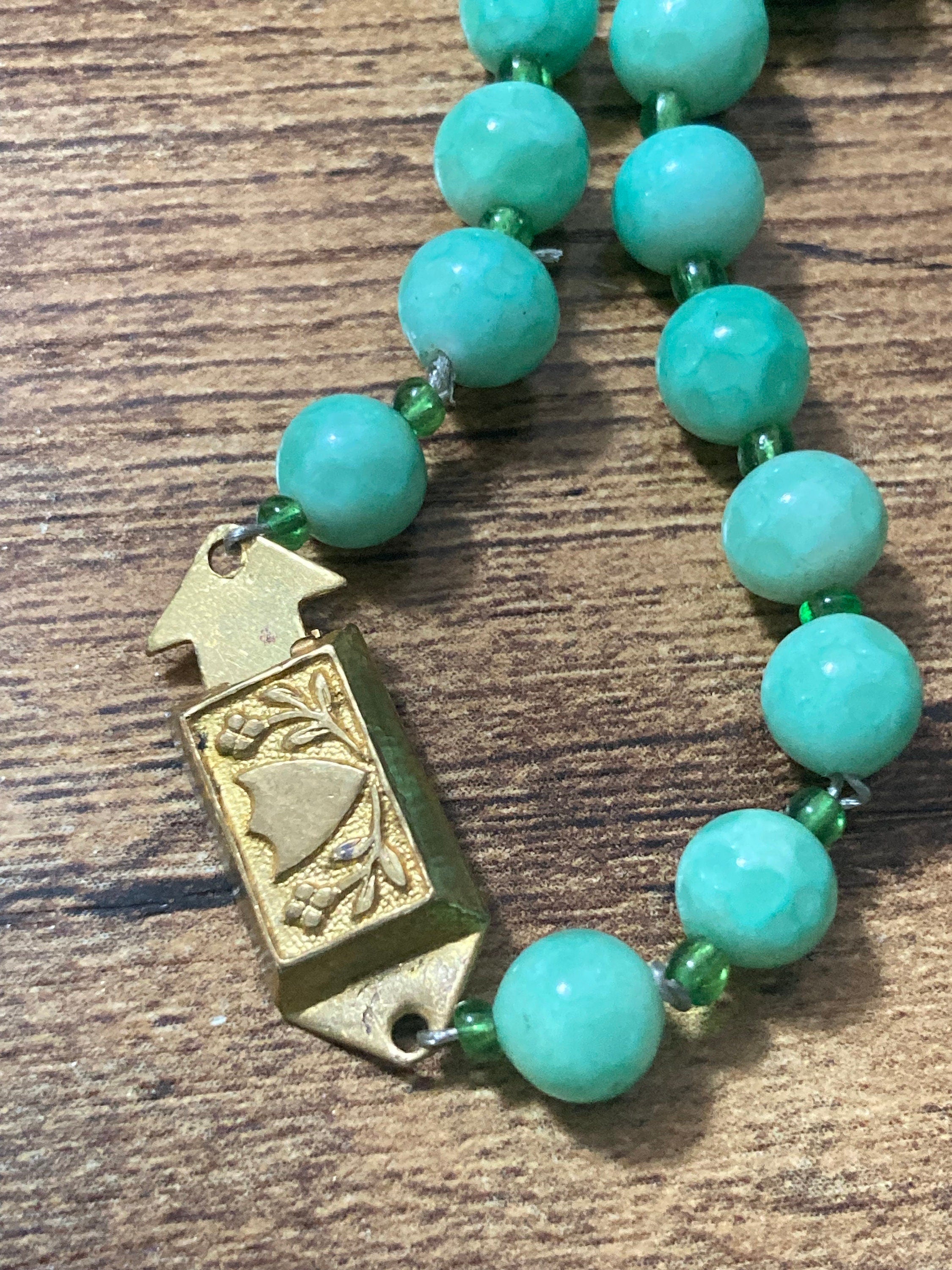 Art Deco czech gold tone metal necklace with green peking glass ceramic stones