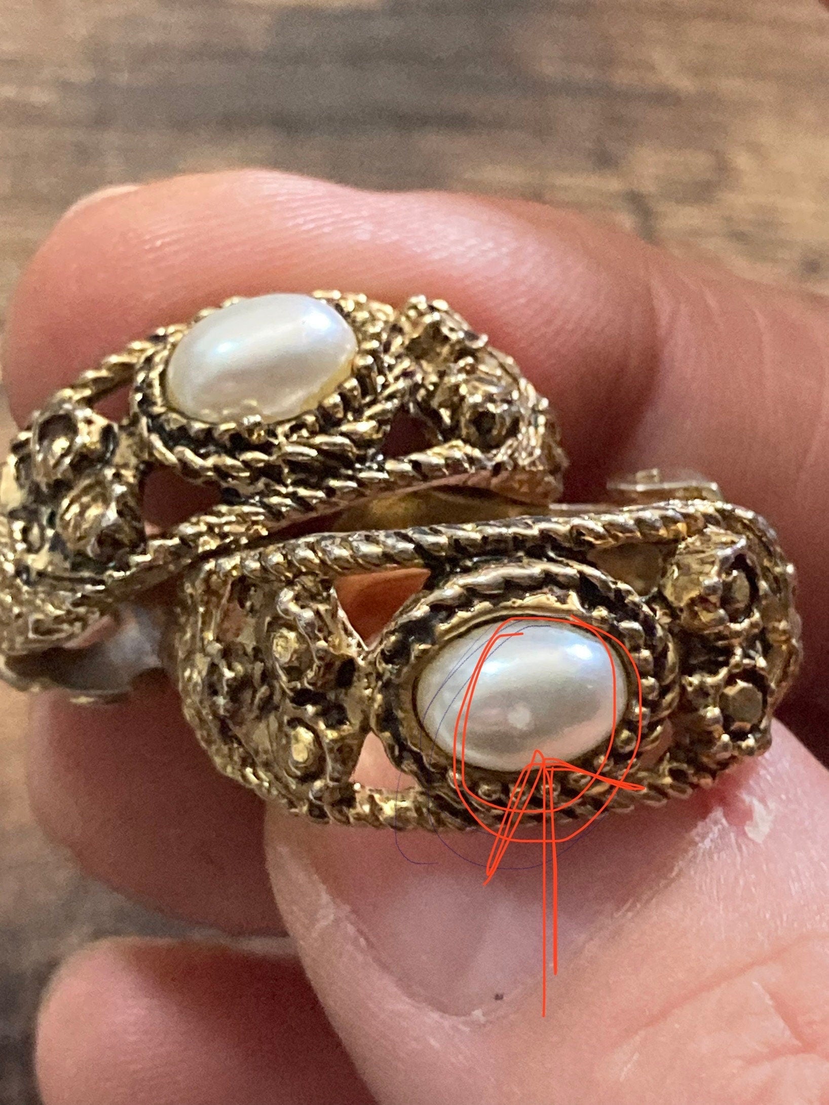 Retro half hoop cream faux pearl cabochon Clip On Earrings antique gold tone