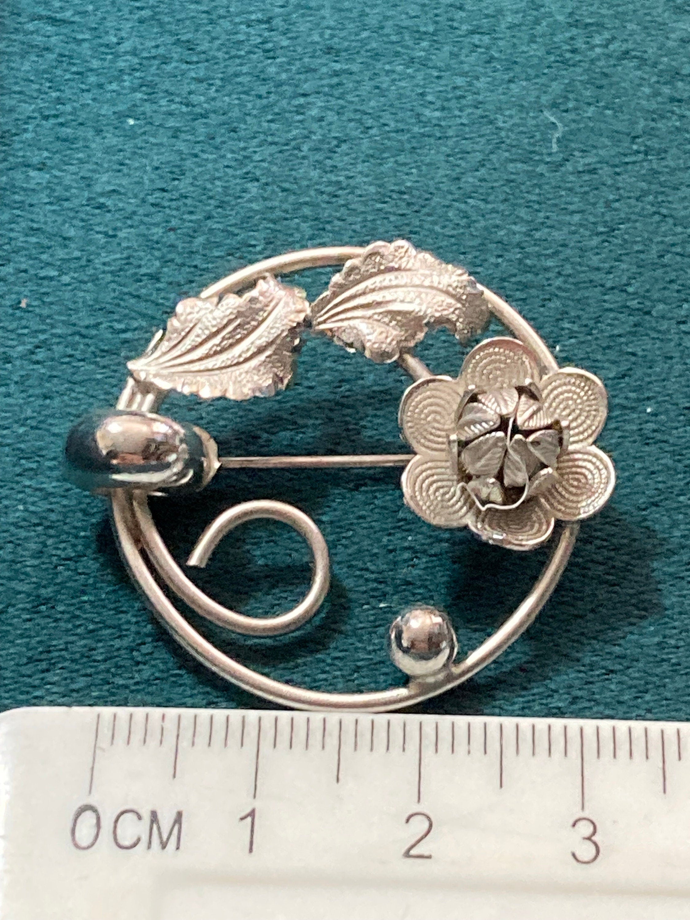 silver tone mid century modernist floral rose brooch art nouveau style