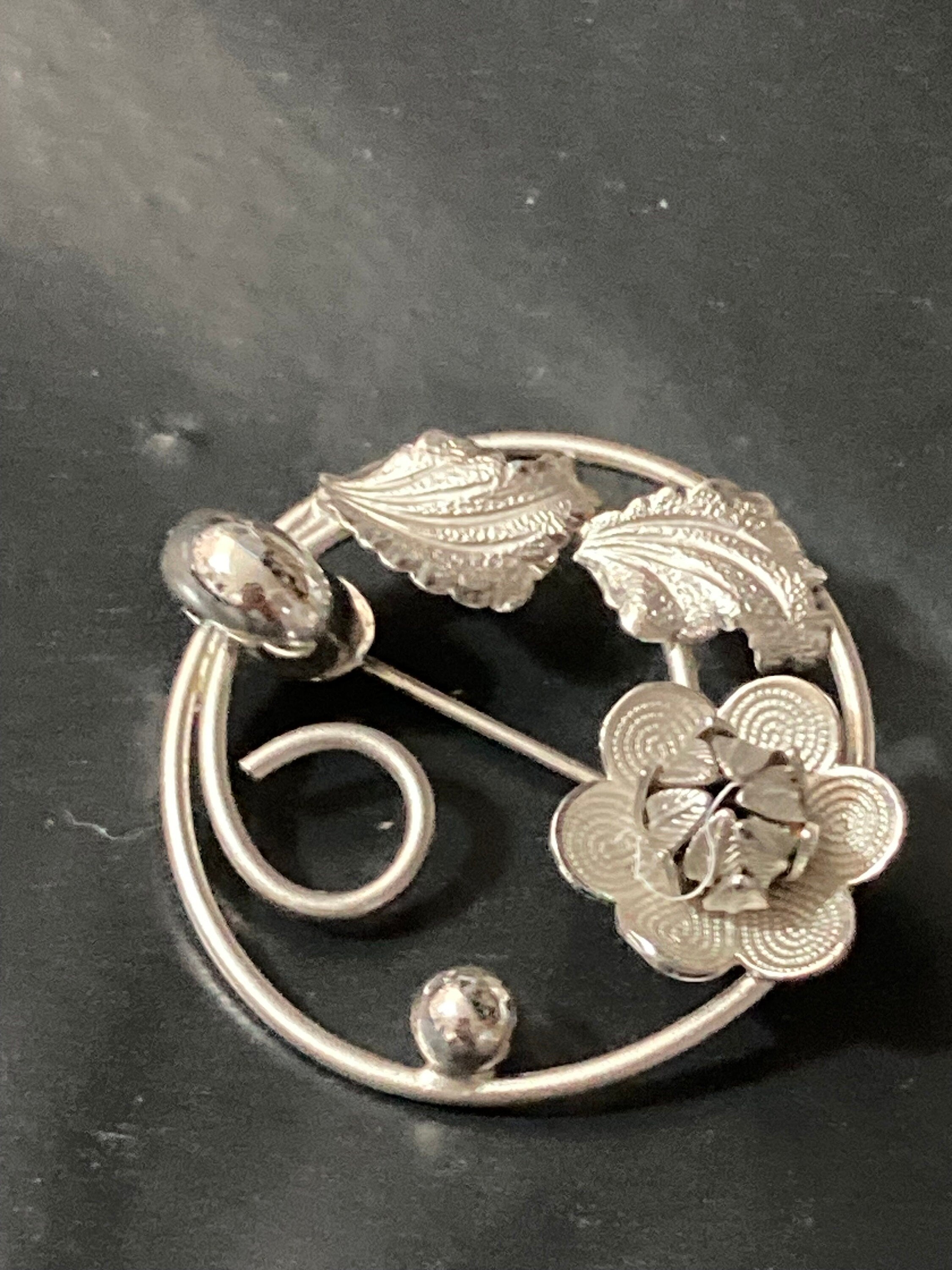 silver tone mid century modernist floral rose brooch art nouveau style