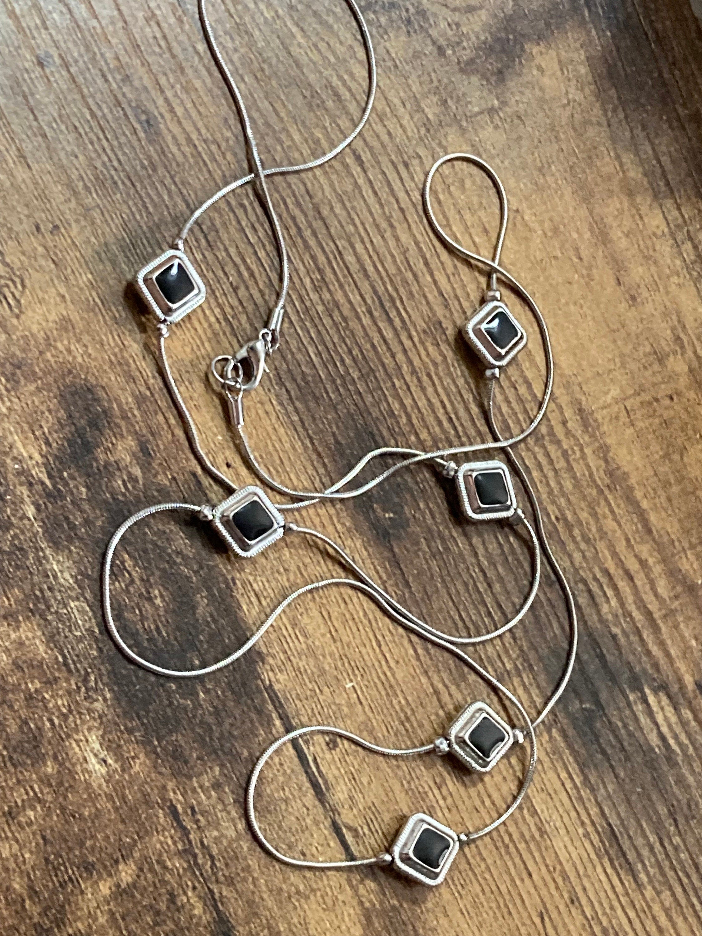 Retro silver tone black cabochon long station necklace snake chain