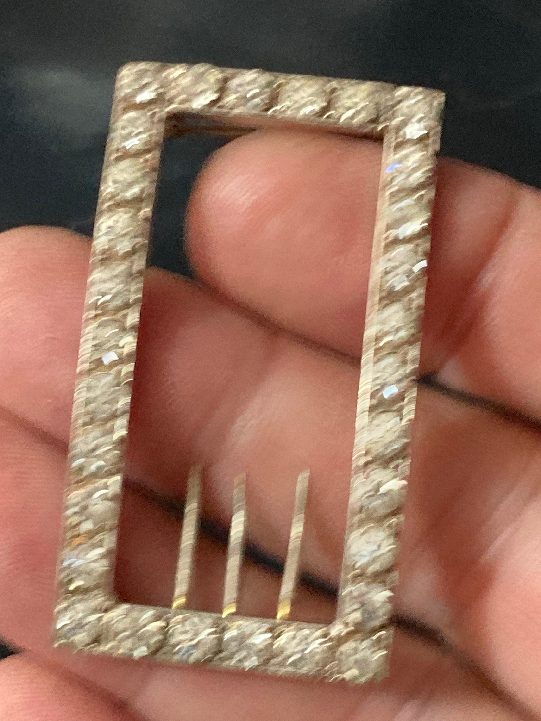 Antique clear paste set diamanté 3 print fur clip with pin for brooch