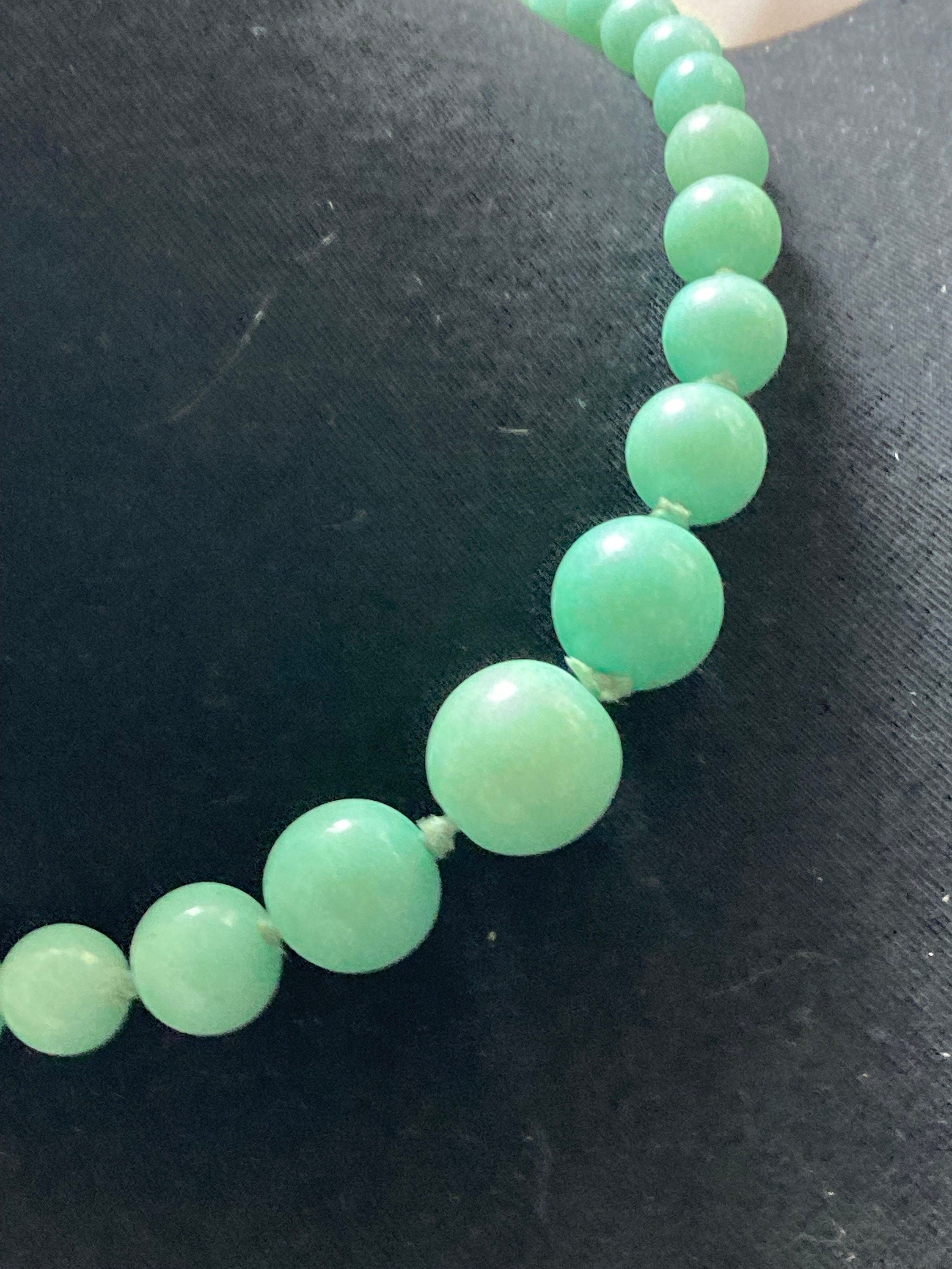 Art Deco czech gold tone metal necklace with green peking glass ceramic stones