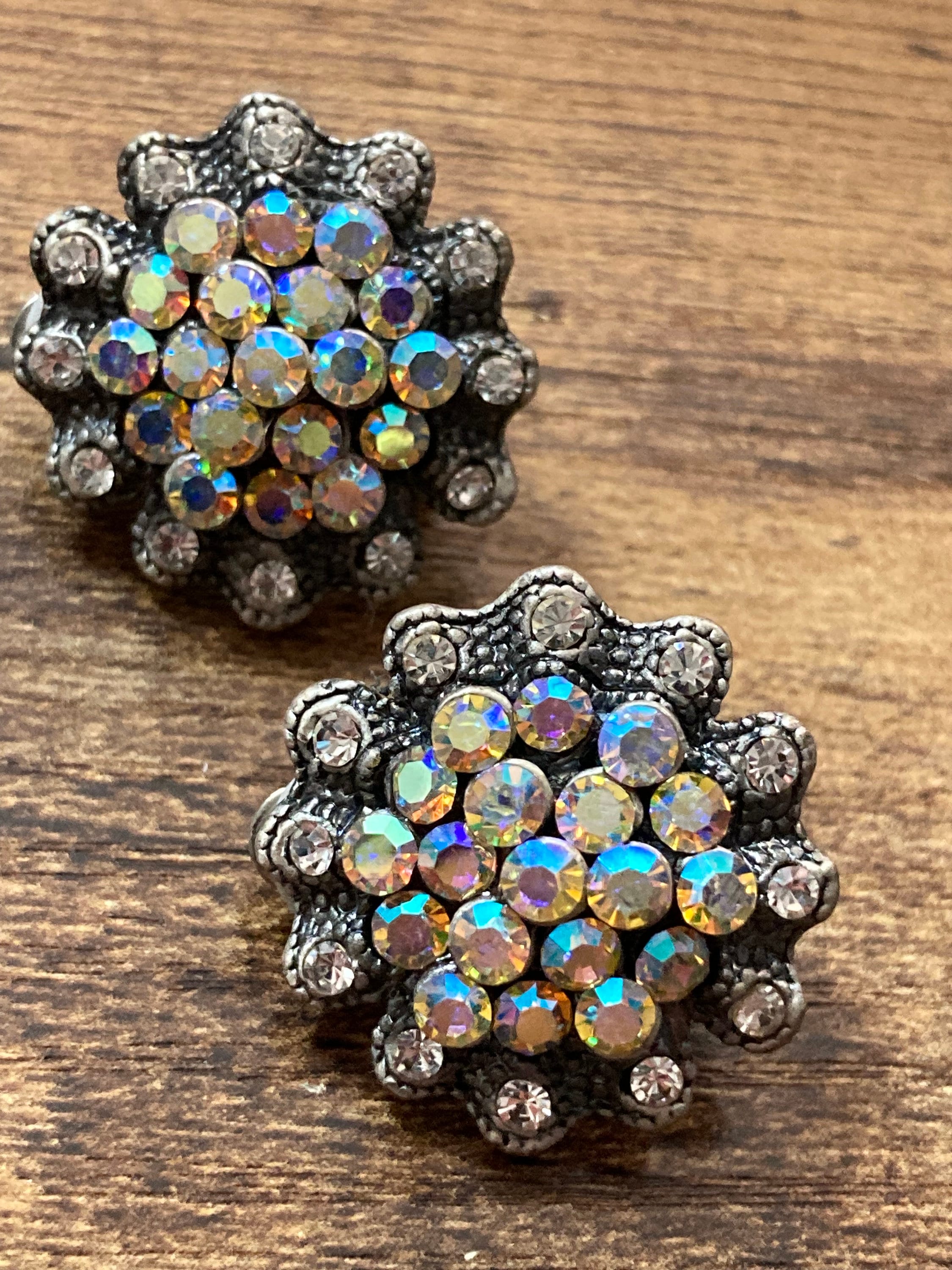 Retro rainbow AB Aurora borealis diamanté Silver Tone Clip On Earrings