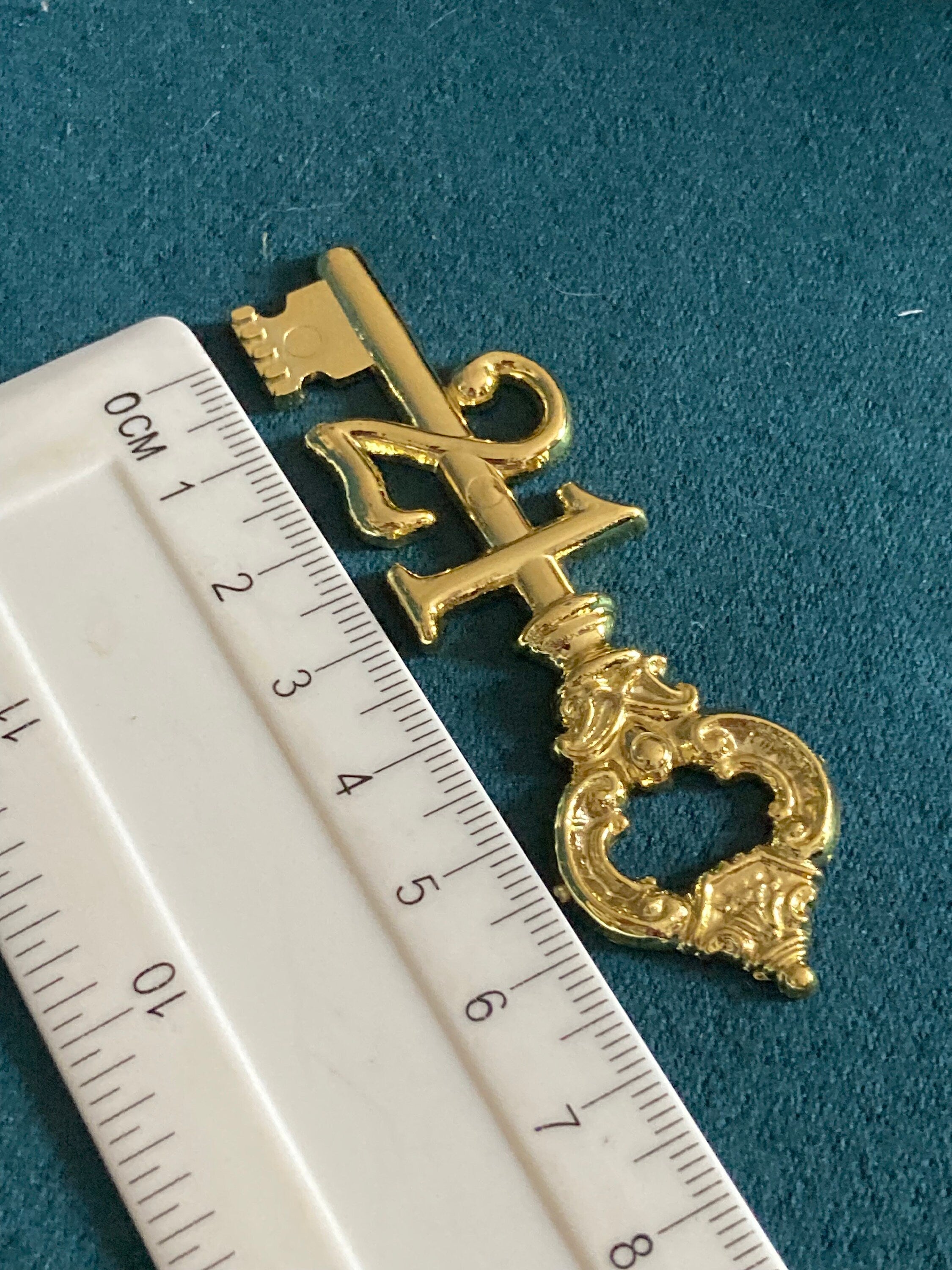 Vintage 21st Birthday Key to the Door gold Cake Decoration Happy Birthday Cake Topper Sign Home Baking