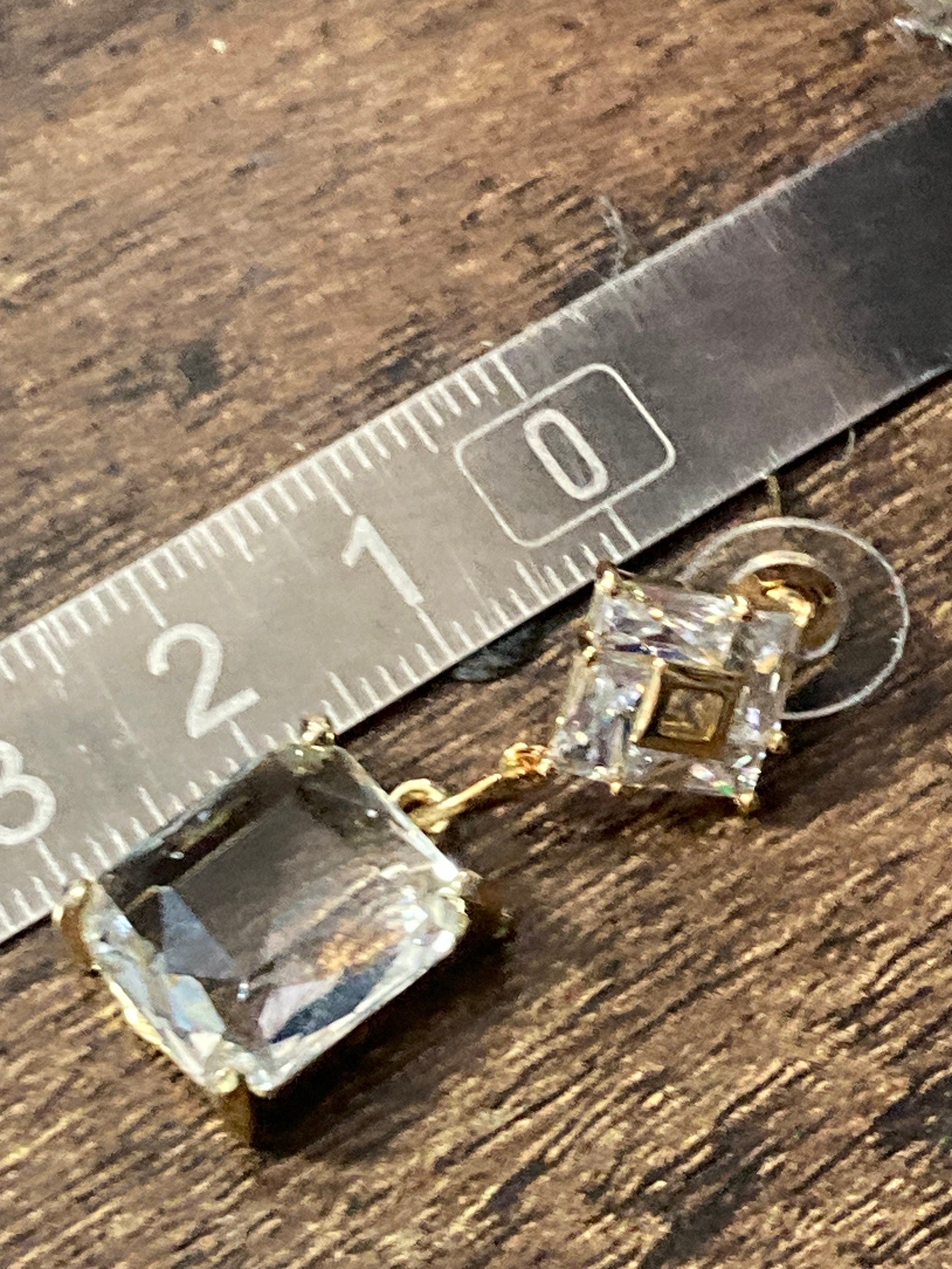 18k Gold plated faceted crystal glass diamanté rectangular drop earrings